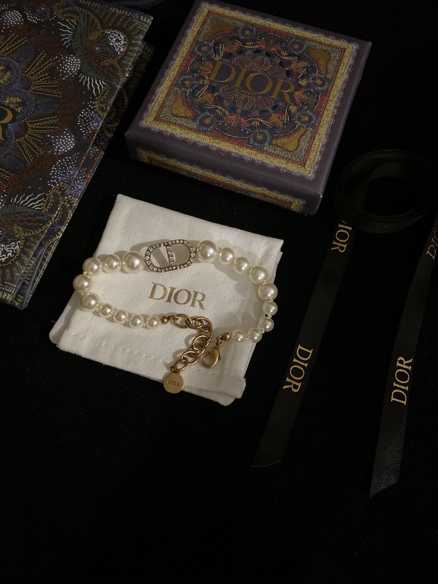  D!*R  最新款🆕🆕 CD带钻珍珠手链   官网一致材质   