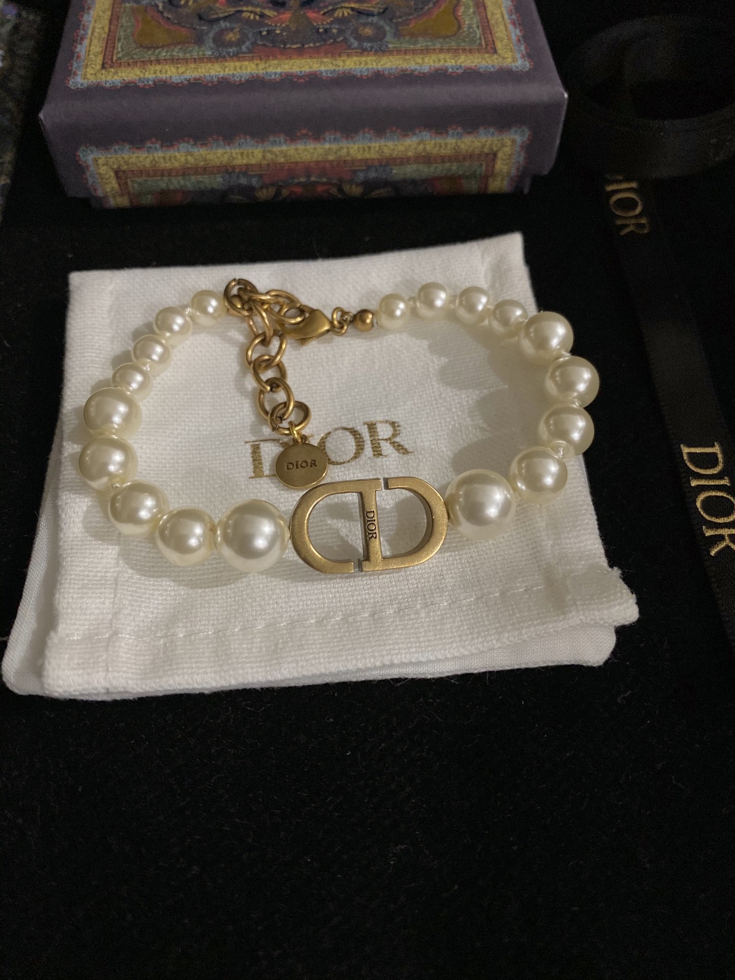  D!*R  最新款🆕🆕 CD带钻珍珠手链   官网一致材质   