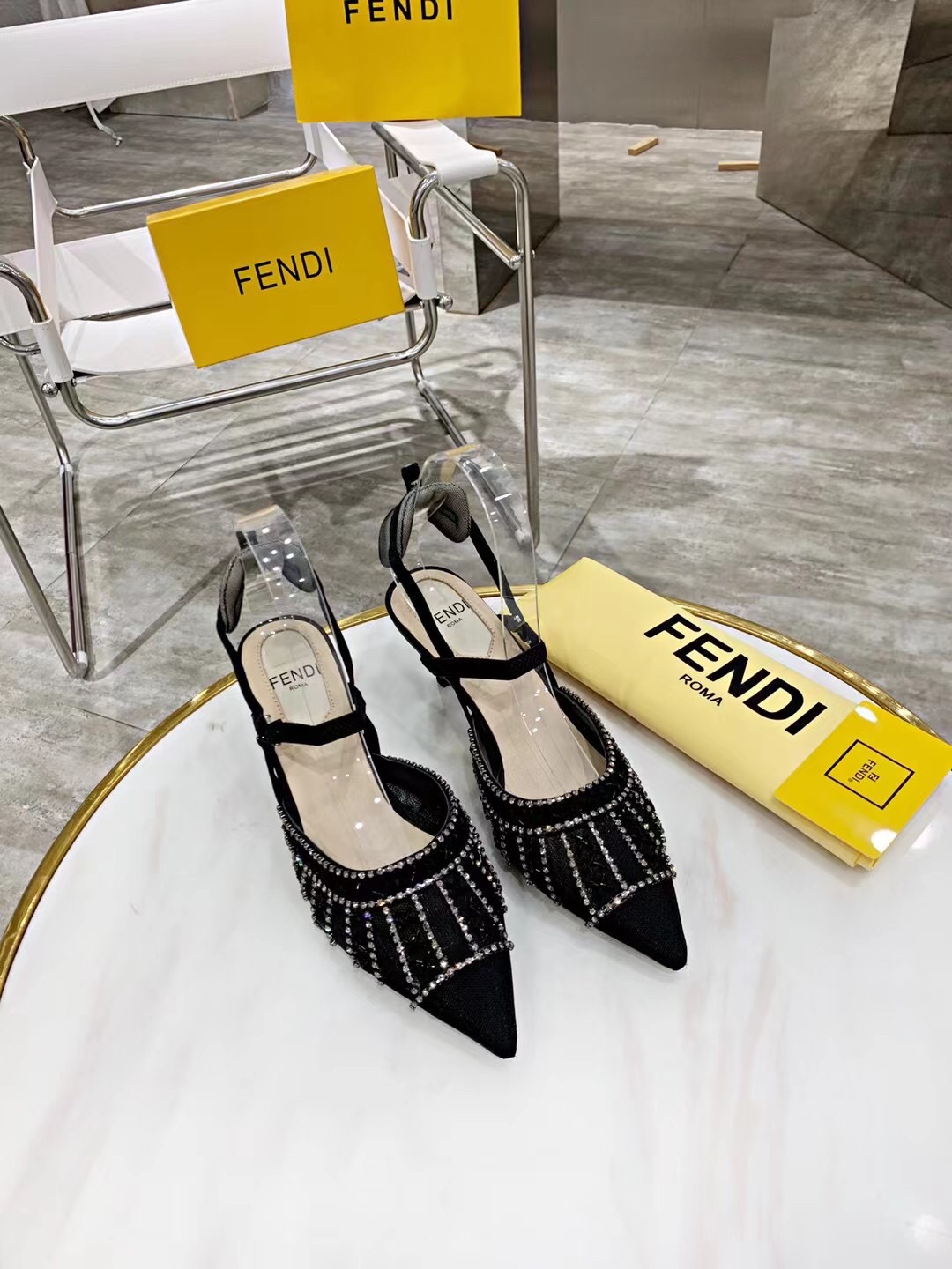 2021 FEND High-Heavy Sandals: Elegant, Handmade, Top-Class Fabrics, Sheepskin Comfort - 图片 6