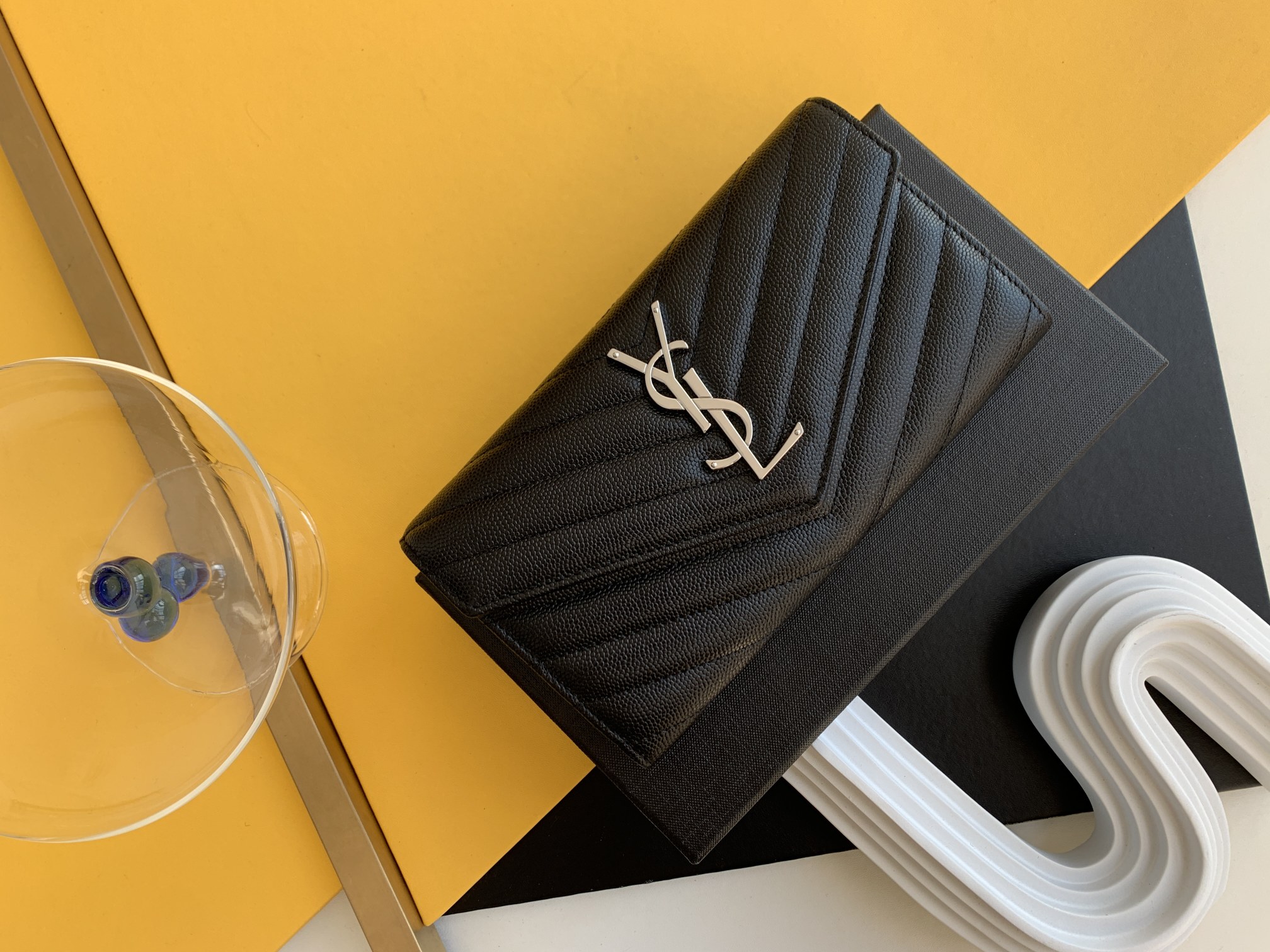 Envelope Long Wallet Caviar Calfskin Black Silver Hardware