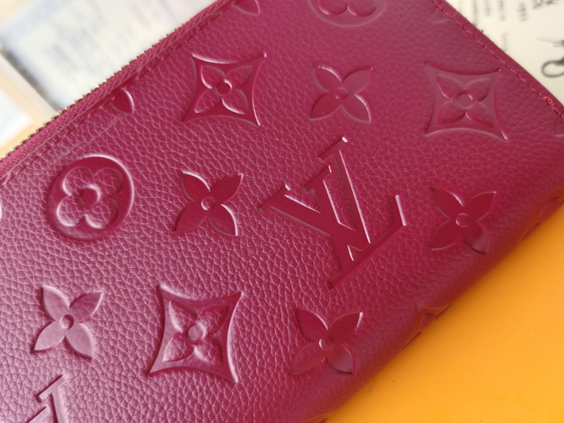 ルイ・ヴィトン M60171 クレマンス 財布 - エレガントなモノグラムエンプレントレザー