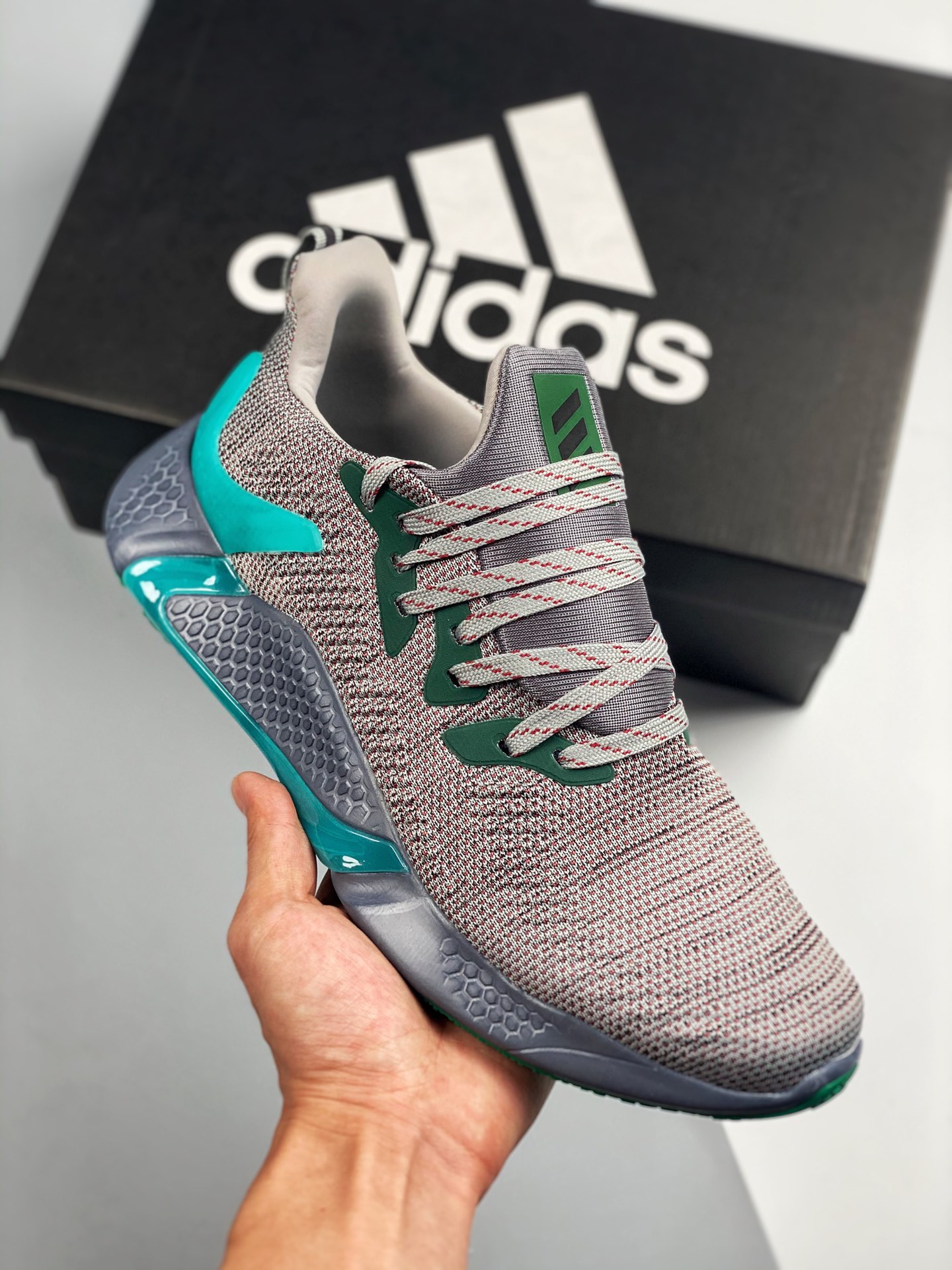 Adidas AlphaBounce Beyond M Alpha, parte superior de punto elástico transpirable, suela de goma Continental de Alemania…