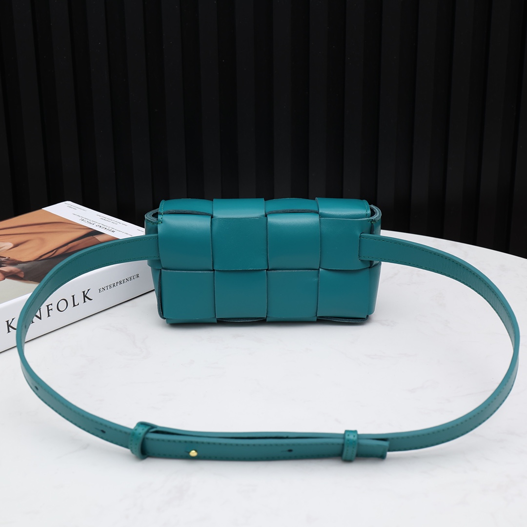 Bottega Veneta 小羊皮 编织 腰包 斜挎包