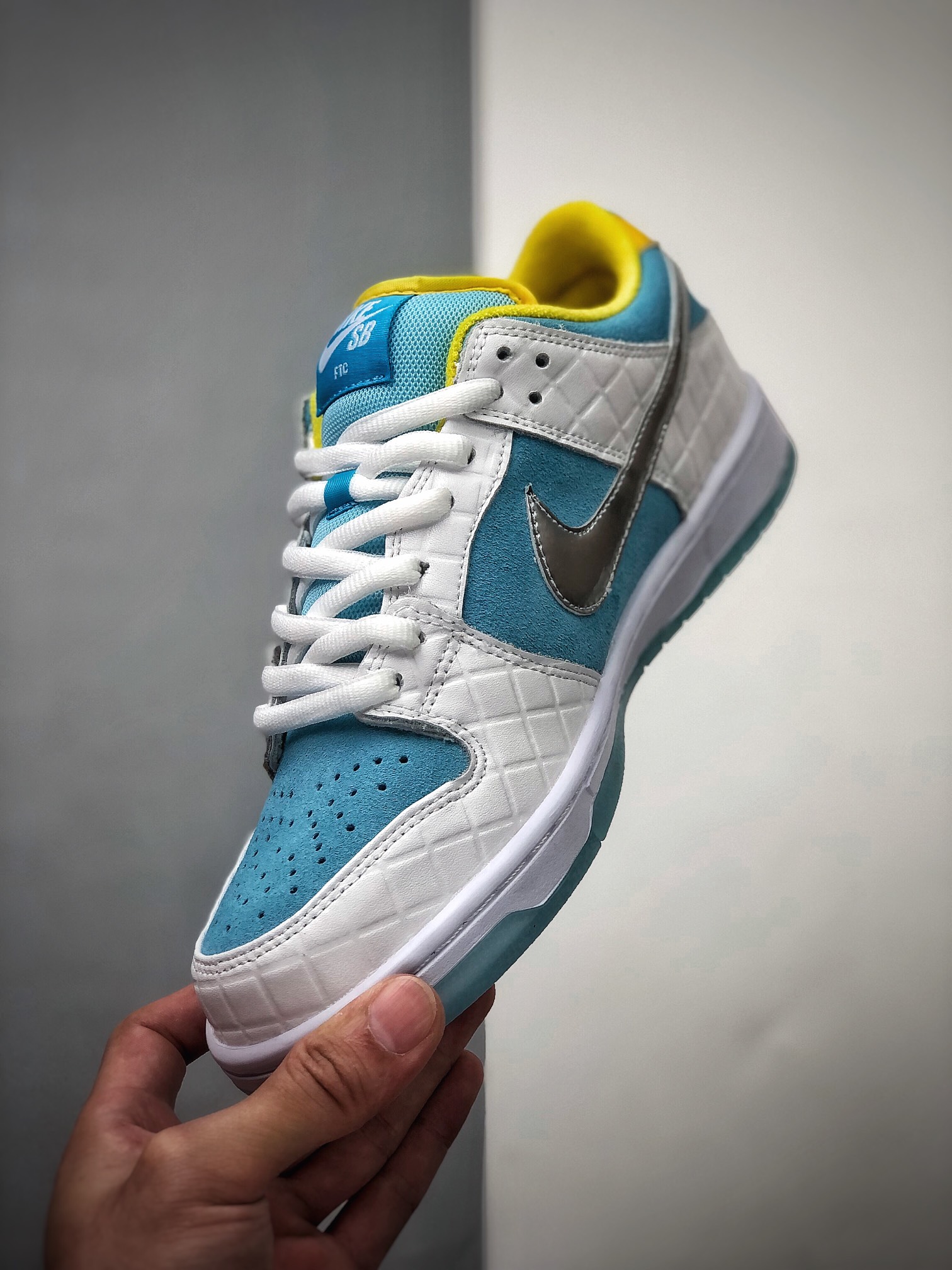 180  FTC X Nike SB DuNIKE Low 白银蓝配色 扣篮系列复古低帮休闲运动滑板板鞋Dh7687-400