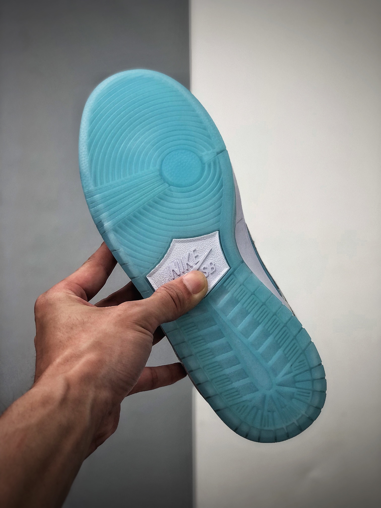 180  FTC X Nike SB DuNIKE Low 白银蓝配色 扣篮系列复古低帮休闲运动滑板板鞋Dh7687-400