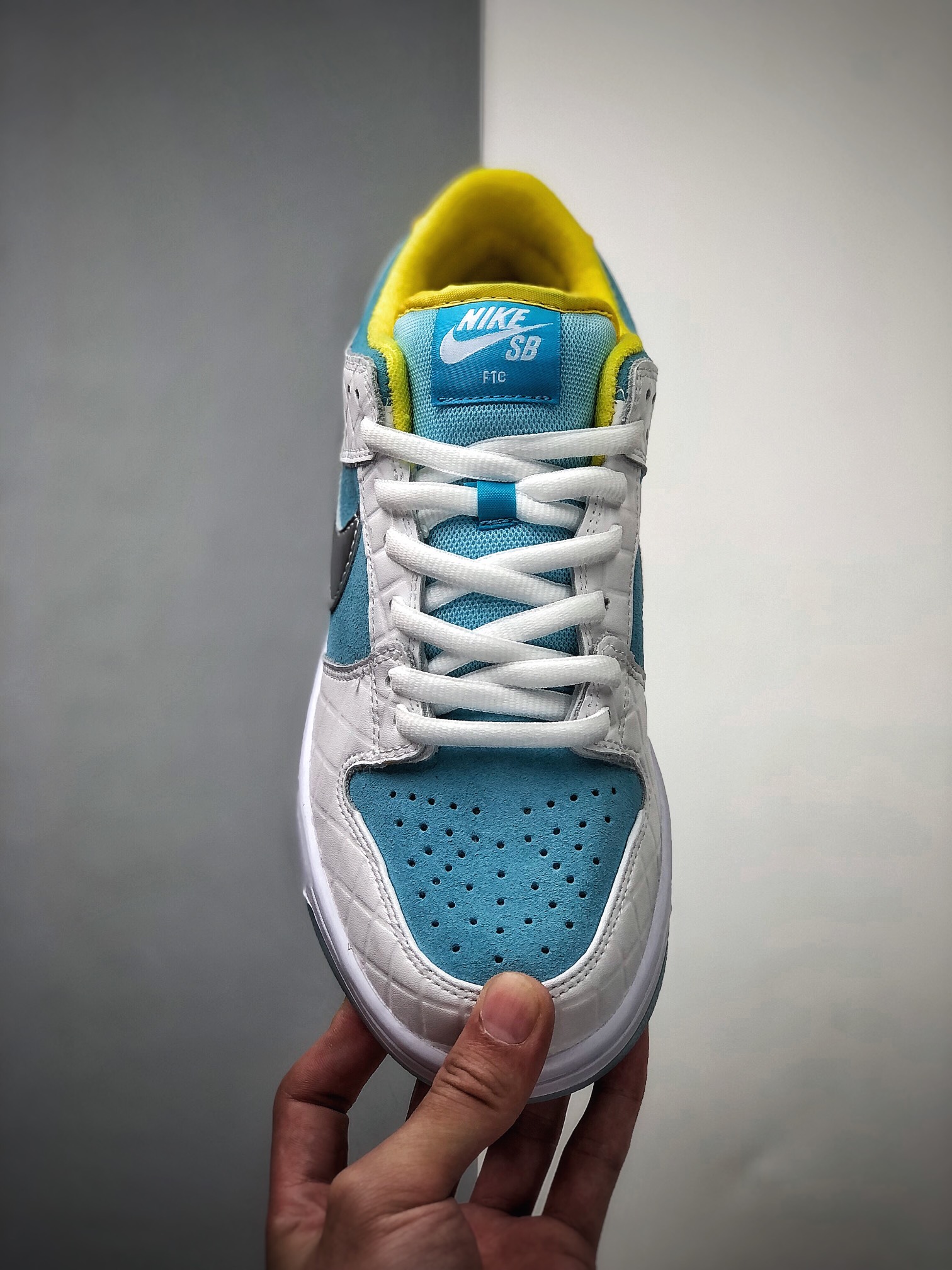 180  FTC X Nike SB DuNIKE Low 白银蓝配色 扣篮系列复古低帮休闲运动滑板板鞋Dh7687-400
