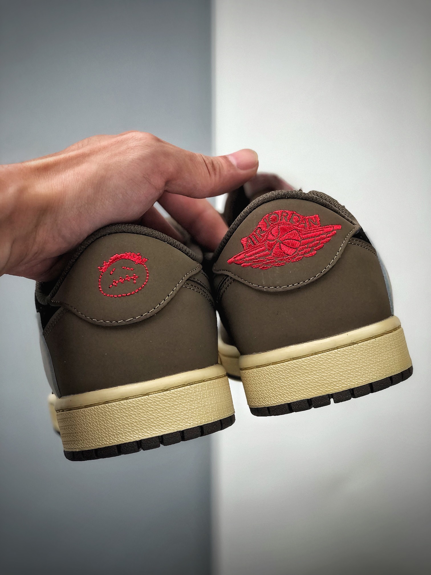 260 乔丹Air Jordan 1 Retro Low AJ1乔丹低帮篮球鞋CQ4277-001