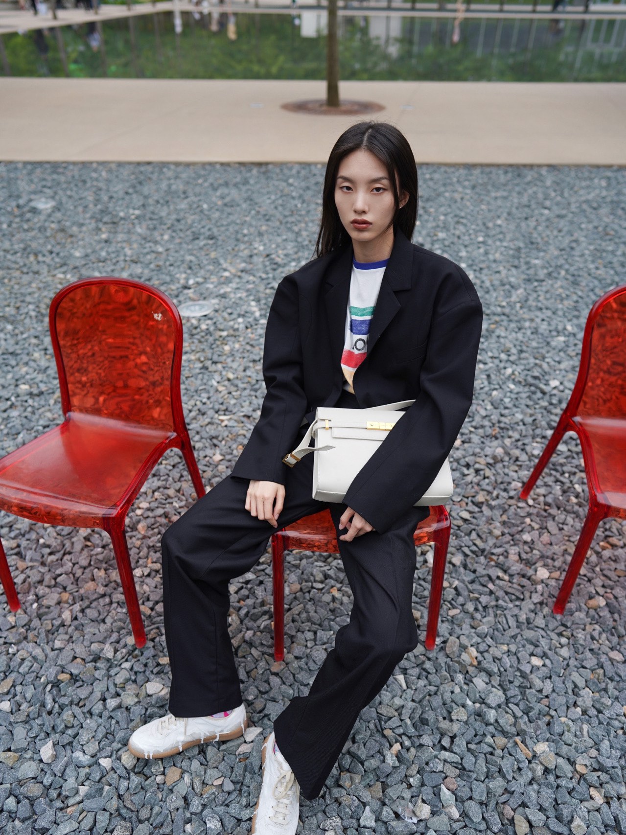 Ysl 𝑴𝒂𝒏𝒉𝒂𝒕𝒕𝒂𝒏 29CM曼哈顿法棍包 579271白色牙签纹金扣