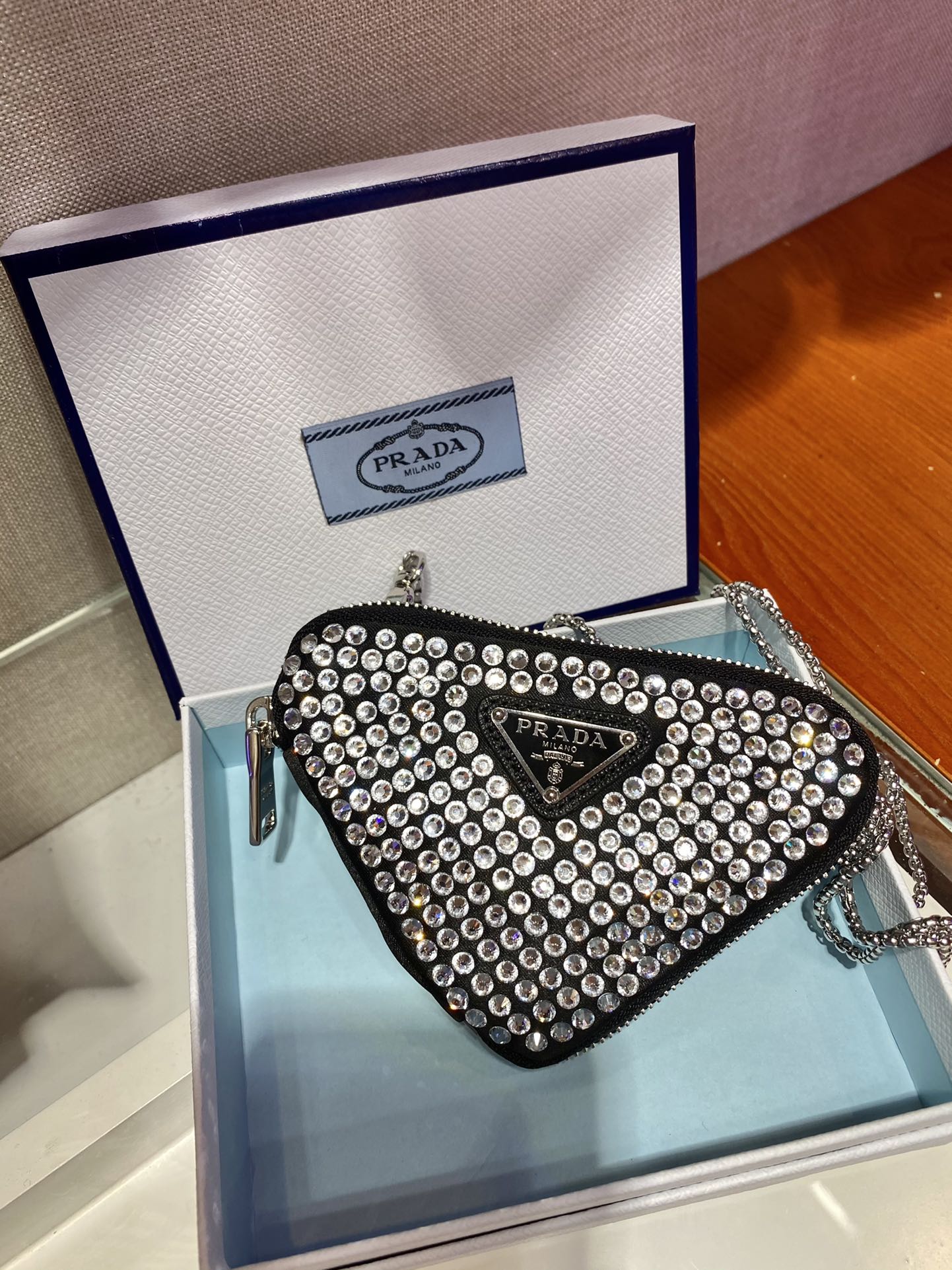 PRADA普拉达闪钻小零钱包包1BD733