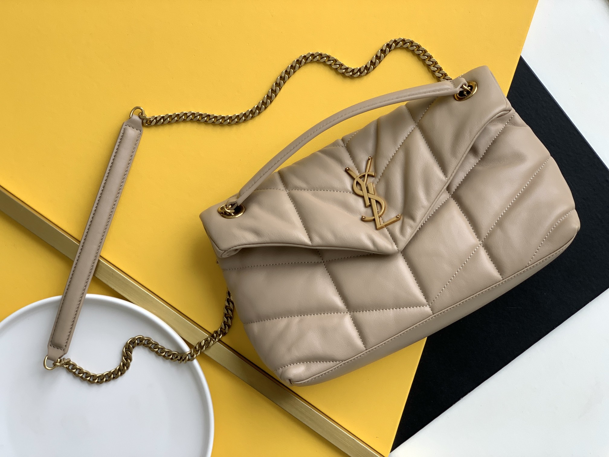 LOULOU PUFFER 绗缝小羊皮包 链条包