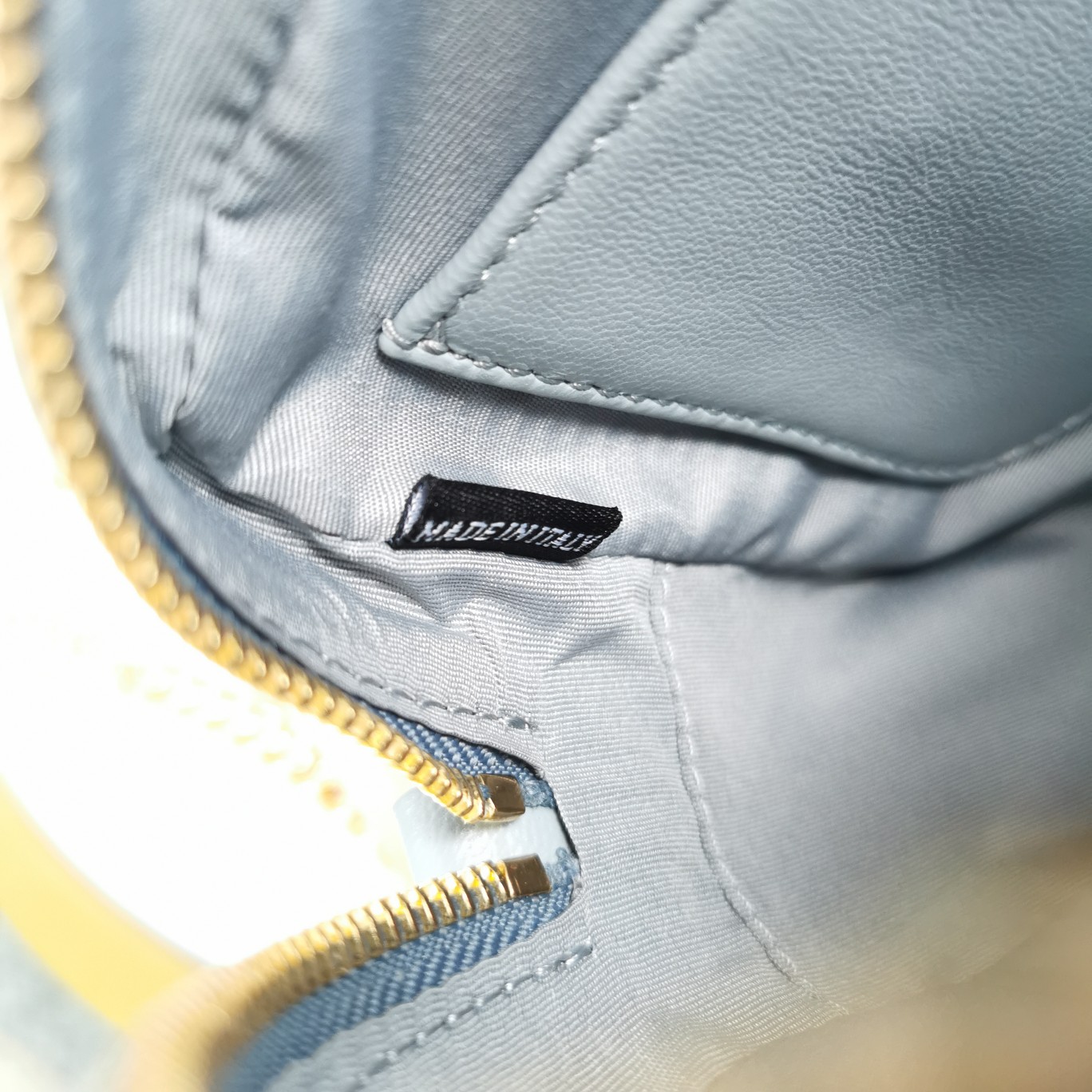 MIUMIU缪缪Matelasse进口小羊皮链条肩背包5BH118B