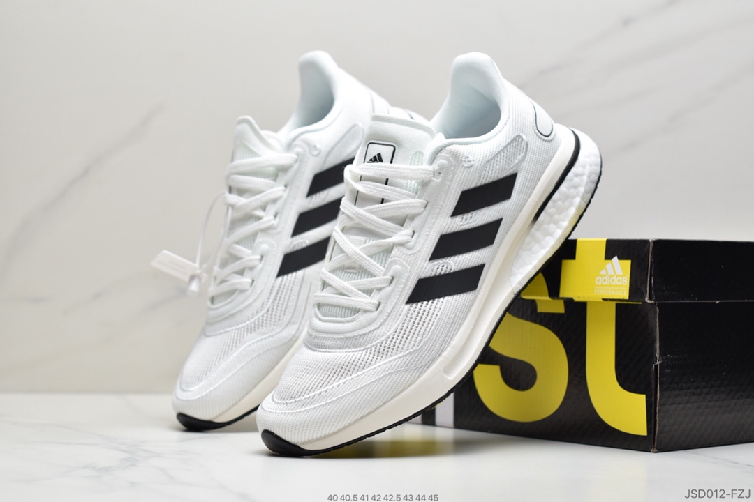 200 阿迪达斯Adidas  Supernova M 网面透气爆米花缓震跑鞋 FV6026