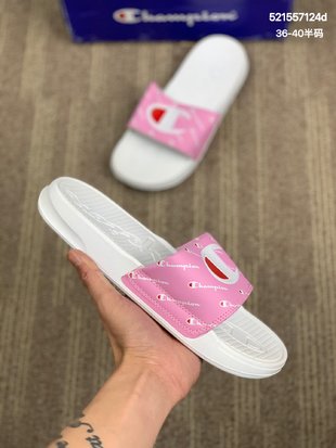 
美国运动老牌·冠军 印花 拖鞋 Champion Life Youth Slide Sandals, Repeating Logo夏季百搭休闲运动沙滩拖鞋
尺码:36-40半码
编码:521557124d