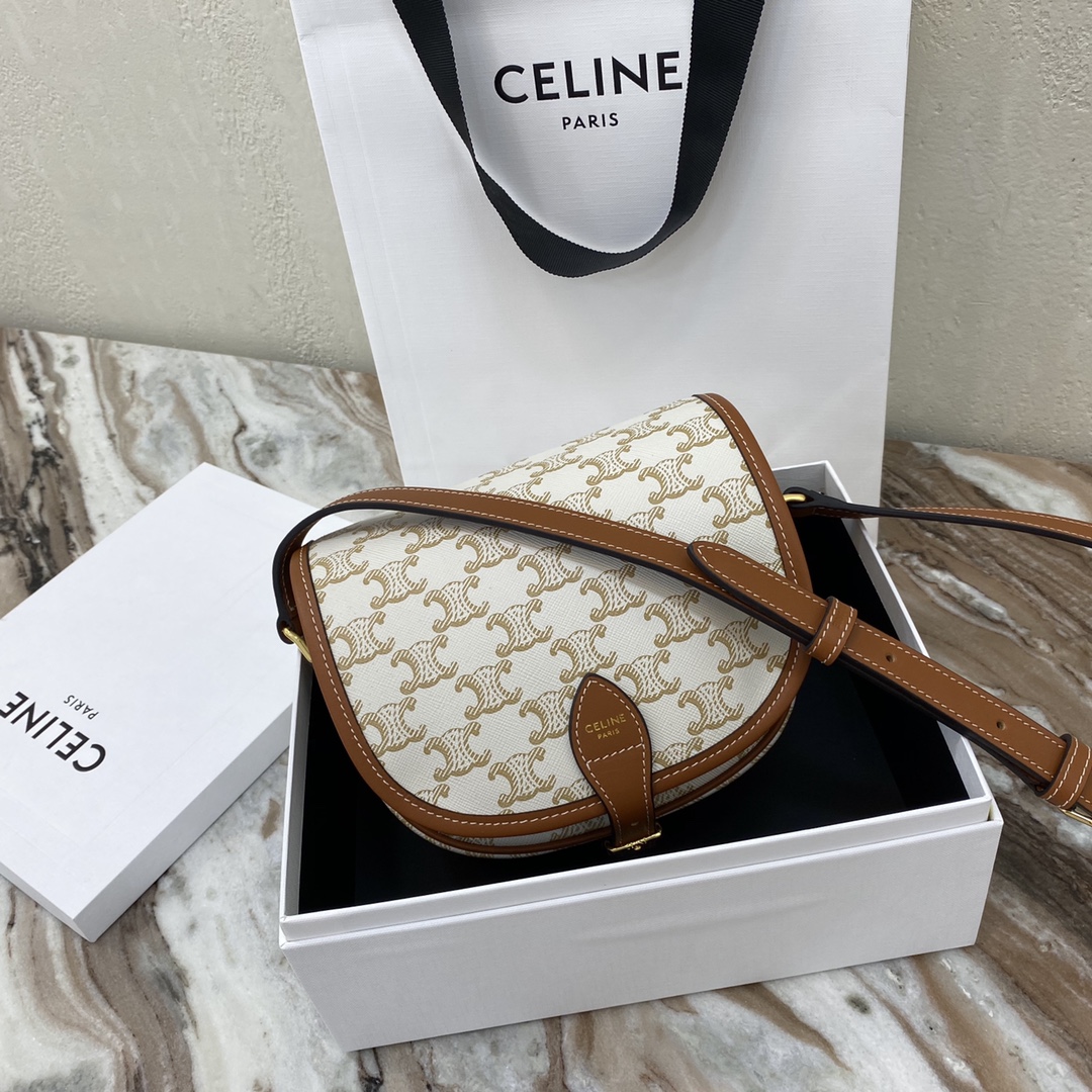 Original leather🌷Saddle bag CELINE canvas handbag calfskin crossbody and shoulder buckle inner flat pocket outer pocket adjustable shoulder strap model 191502 size 18x17x6cm