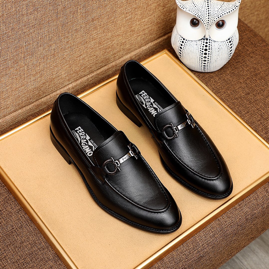 Ferragamo Men's Black Leather Slip-On Loafers with Metal Ornament 3 i1621655544 1261 1