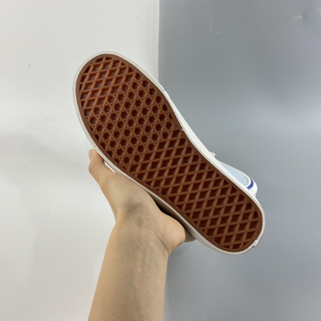 P150Vans Retro Cali Old Skool Tapered 万斯浅色系低帮滑板鞋 VN0A54F44U4
