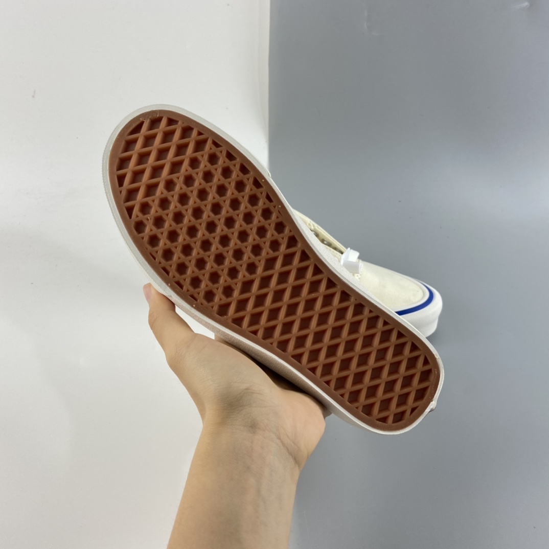 P150 Vans Retro Cali Old Skool Tapered 万斯浅色系低帮滑板鞋 VN0A54F44U3