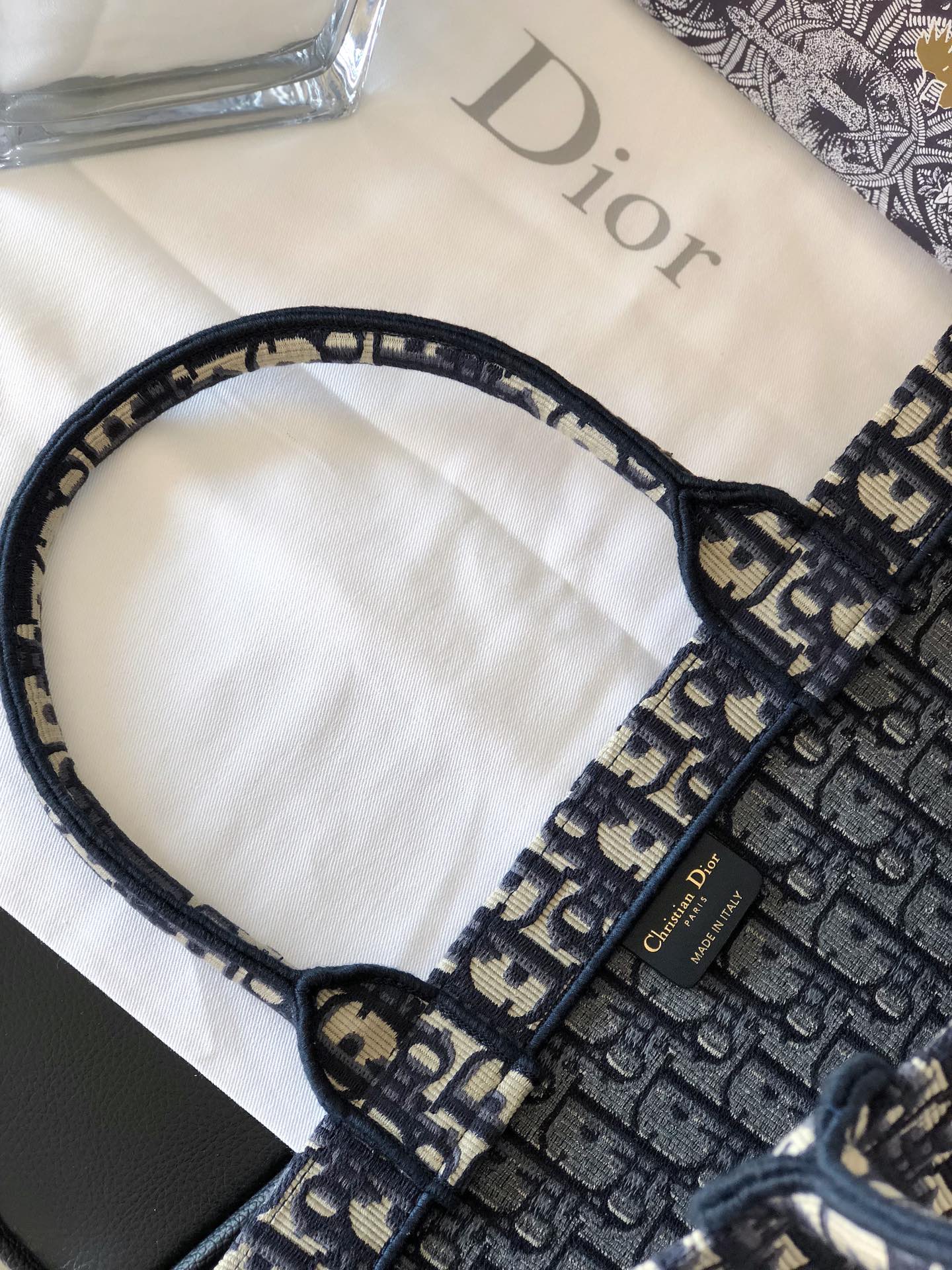 Dior蓝色刺绣Oblique印花Book Tote手袋 M1286ZRIW_M928