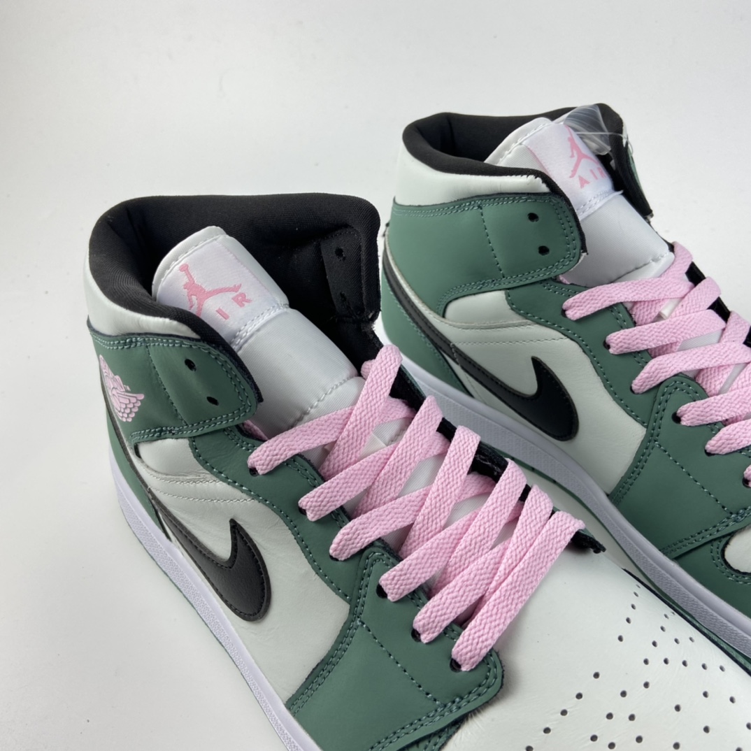 P240 Air Jordan 1 Mid AJ1 乔1 中帮百搭休闲运动板鞋 CZ0774-300
