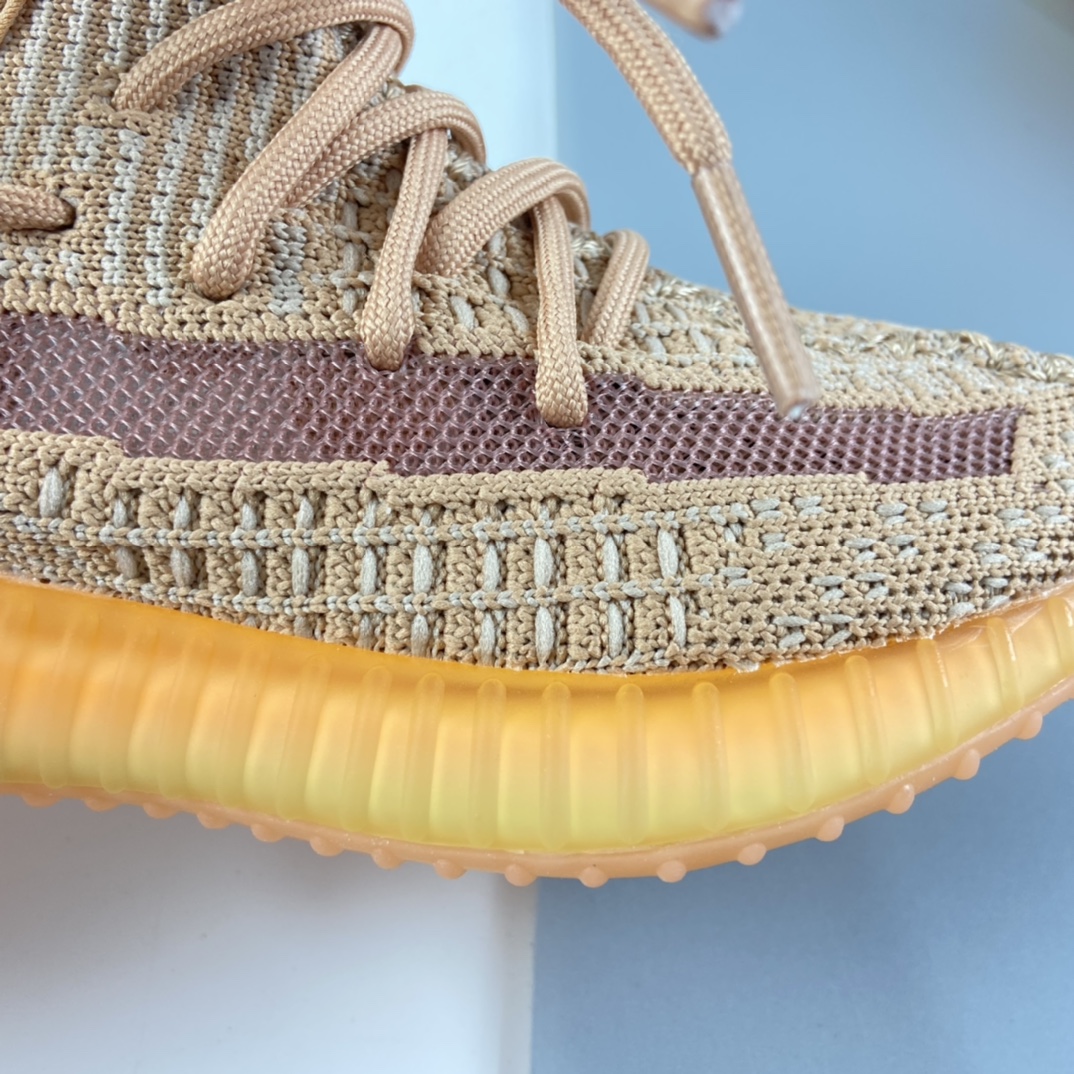 P160 Ad Yeezy 350 Boost V2“Clay” 阿迪达斯椰子350百搭轻便爆米花中底休闲运动慢跑鞋 童鞋 EG7490