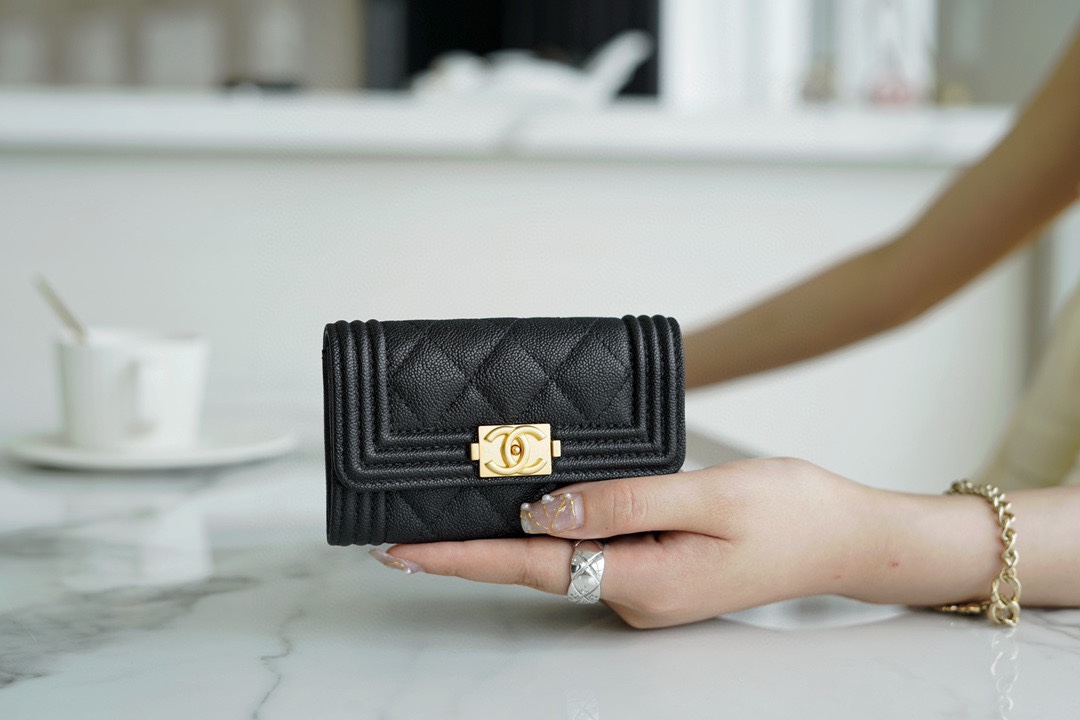 Chanel Geldbörse Kleine Brieftasche Schwarz Kalbsleder Rindsleder Fashion