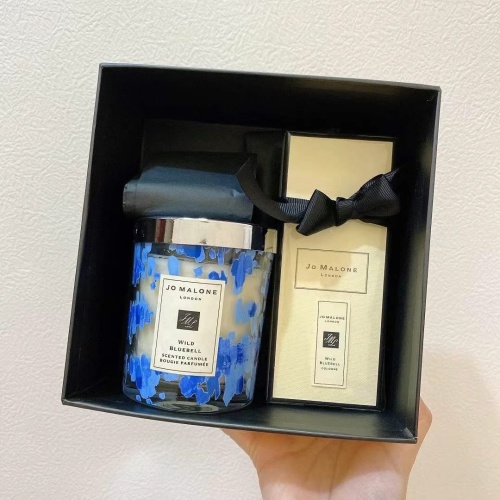 Jo Malone London Wild Bluebell Scented Candle and Cologne Gift Set 1 Jo Malone London Wild Bluebell Scented Candle and Cologne Gift Set