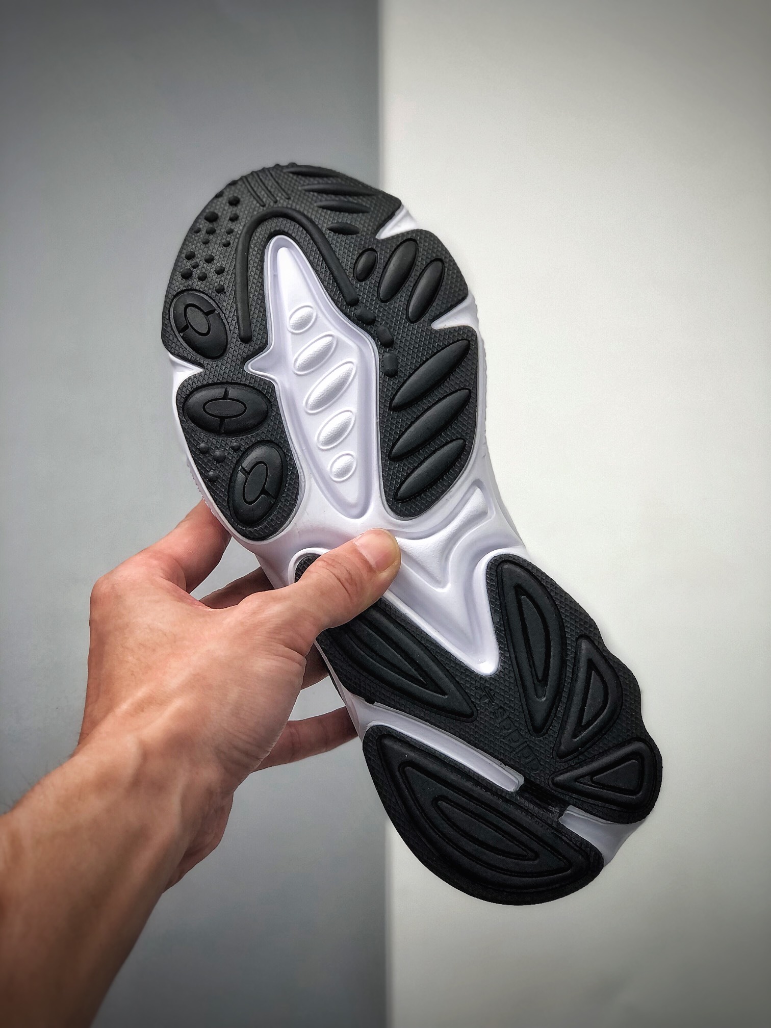 160  Adidas Originals Ozweego WS2 简版椰子 官方同步上架 GZ5233