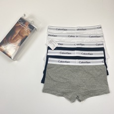 男装LOGO时尚腰边弹力5条装贴身平角内裤 CK的独家内裤系列,提升您的衣橱格调对于追求最好的绅士们来说 男装LOGO时尚腰边弹力5条装贴身平角内裤 CK的独家内裤系列,提升您的衣橱格调对于追求最好的绅士们来说
