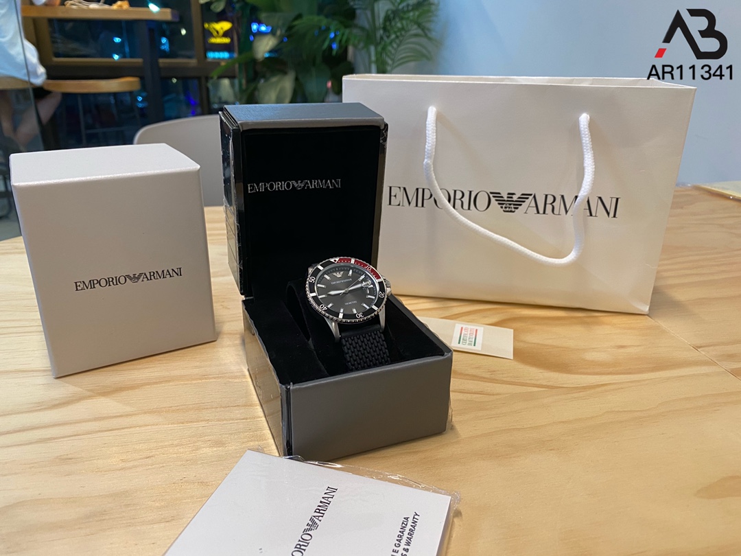 2021 nueva serie de buceo ARMANI reloj luminoso fantasma de agua verde modelo: AR11341 material: acero inoxidable 316L …
