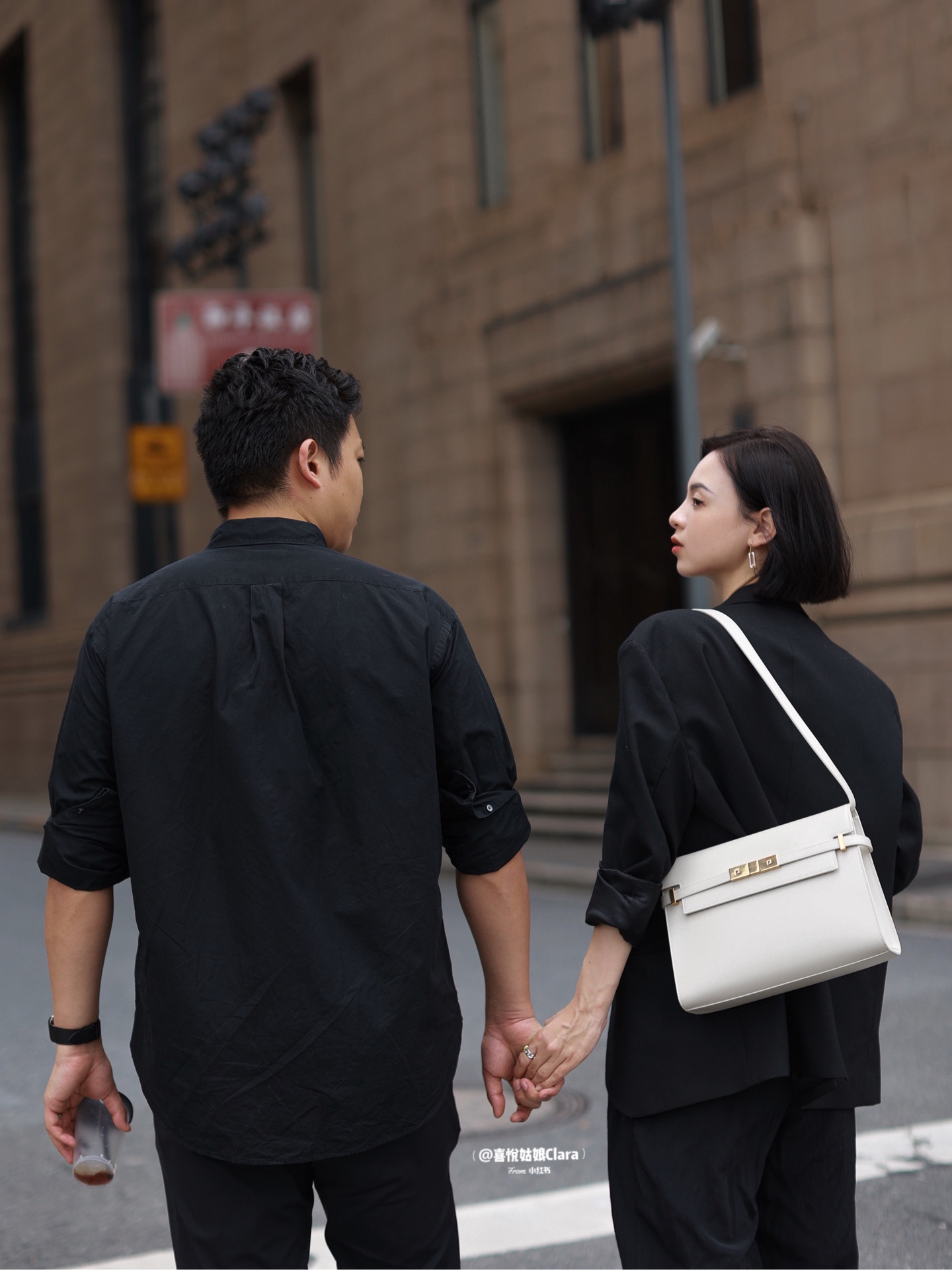 Ysl 𝑴𝒂𝒏𝒉𝒂𝒕𝒕𝒂𝒏 29CM曼哈顿法棍包 579271白色牙签纹金扣