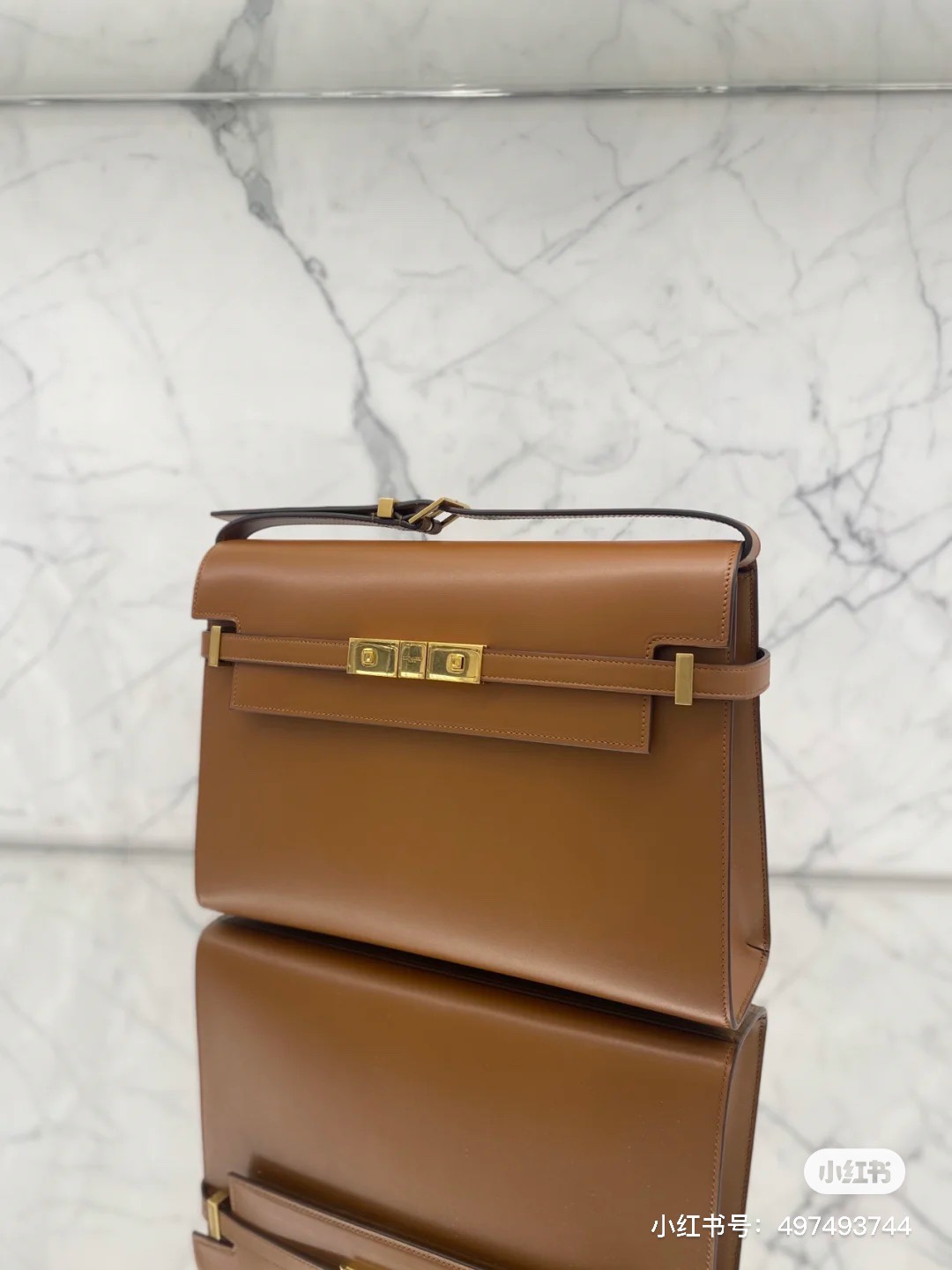 Ysl 𝑴𝒂𝒏𝒉𝒂𝒕𝒕𝒂𝒏 29CM曼哈顿法棍包 579271焦糖色牙签纹金扣