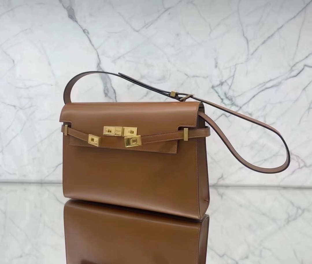 Ysl 𝑴𝒂𝒏𝒉𝒂𝒕𝒕𝒂𝒏 29CM曼哈顿法棍包 579271焦糖色牙签纹金扣