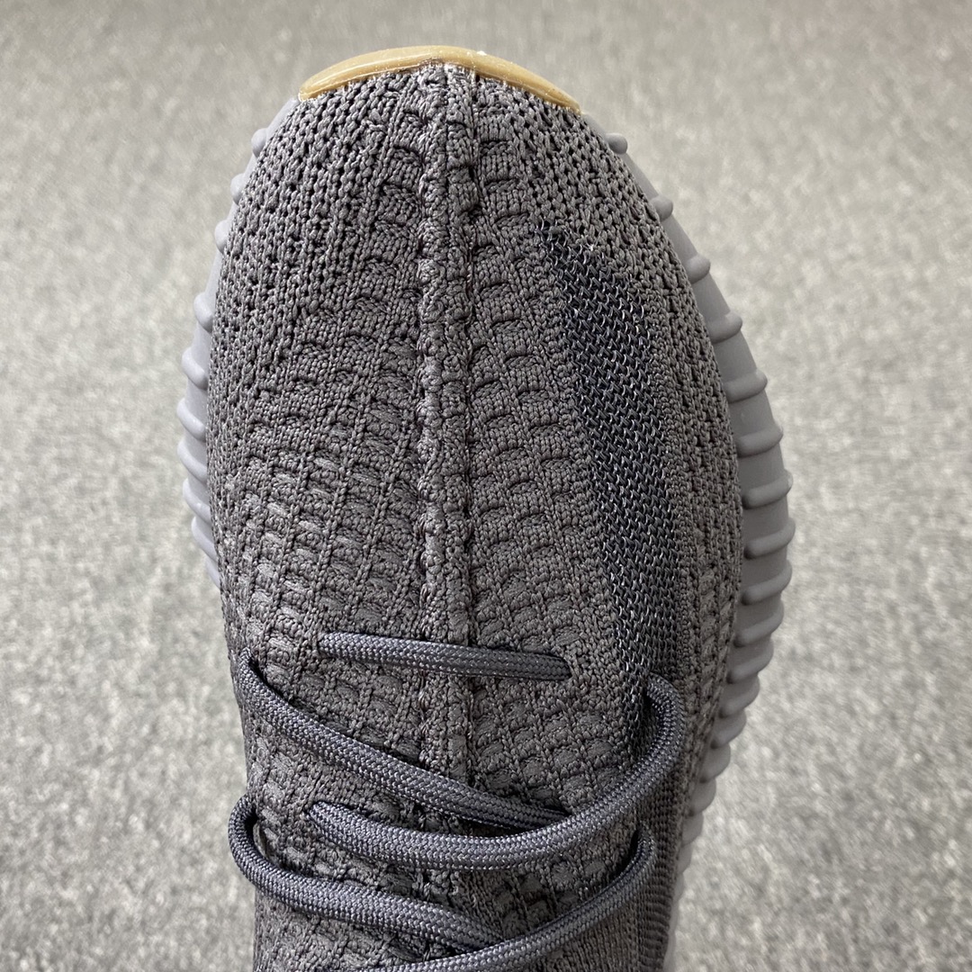 Yeezy黑生胶尺码36-48总裁L