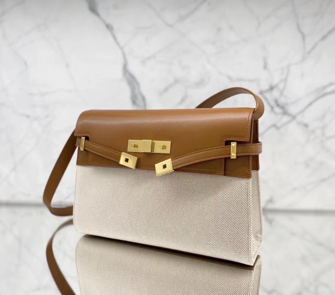 Ysl 𝑴𝒂𝒏𝒉𝒂𝒕𝒕𝒂𝒏 29CM曼哈顿法棍包 579271棕皮配杏色帆布金扣