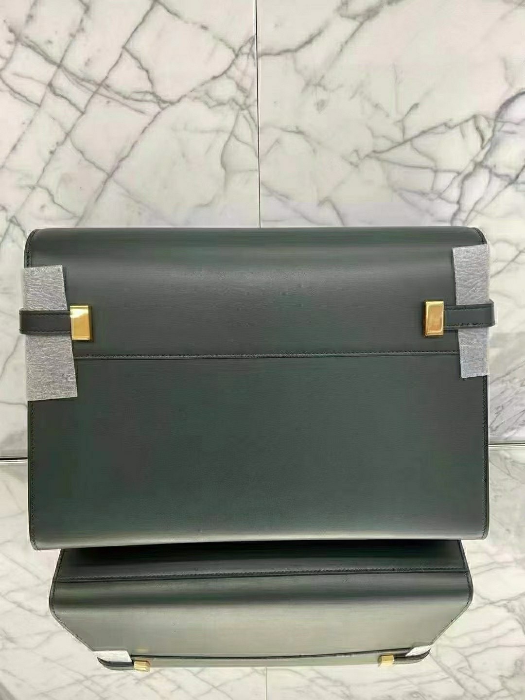 Ysl 𝑴𝒂𝒏𝒉𝒂𝒕𝒕𝒂𝒏 29CM曼哈顿法棍包 579271暗绿色牙签纹金扣