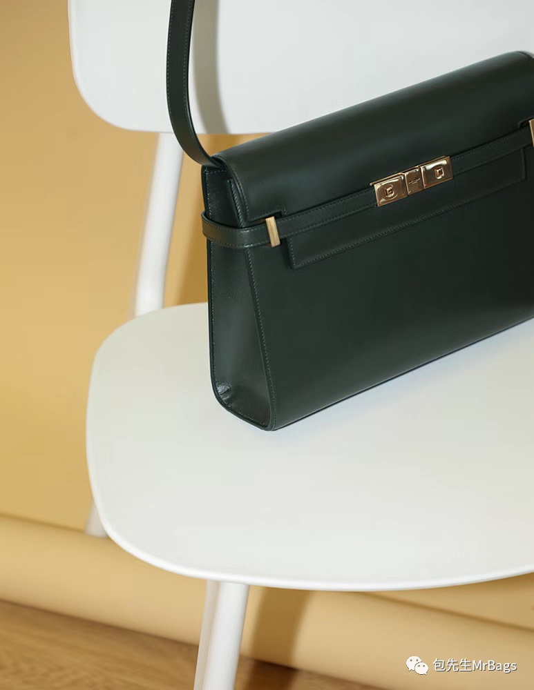 Ysl 𝑴𝒂𝒏𝒉𝒂𝒕𝒕𝒂𝒏 29CM曼哈顿法棍包 579271暗绿色牙签纹金扣