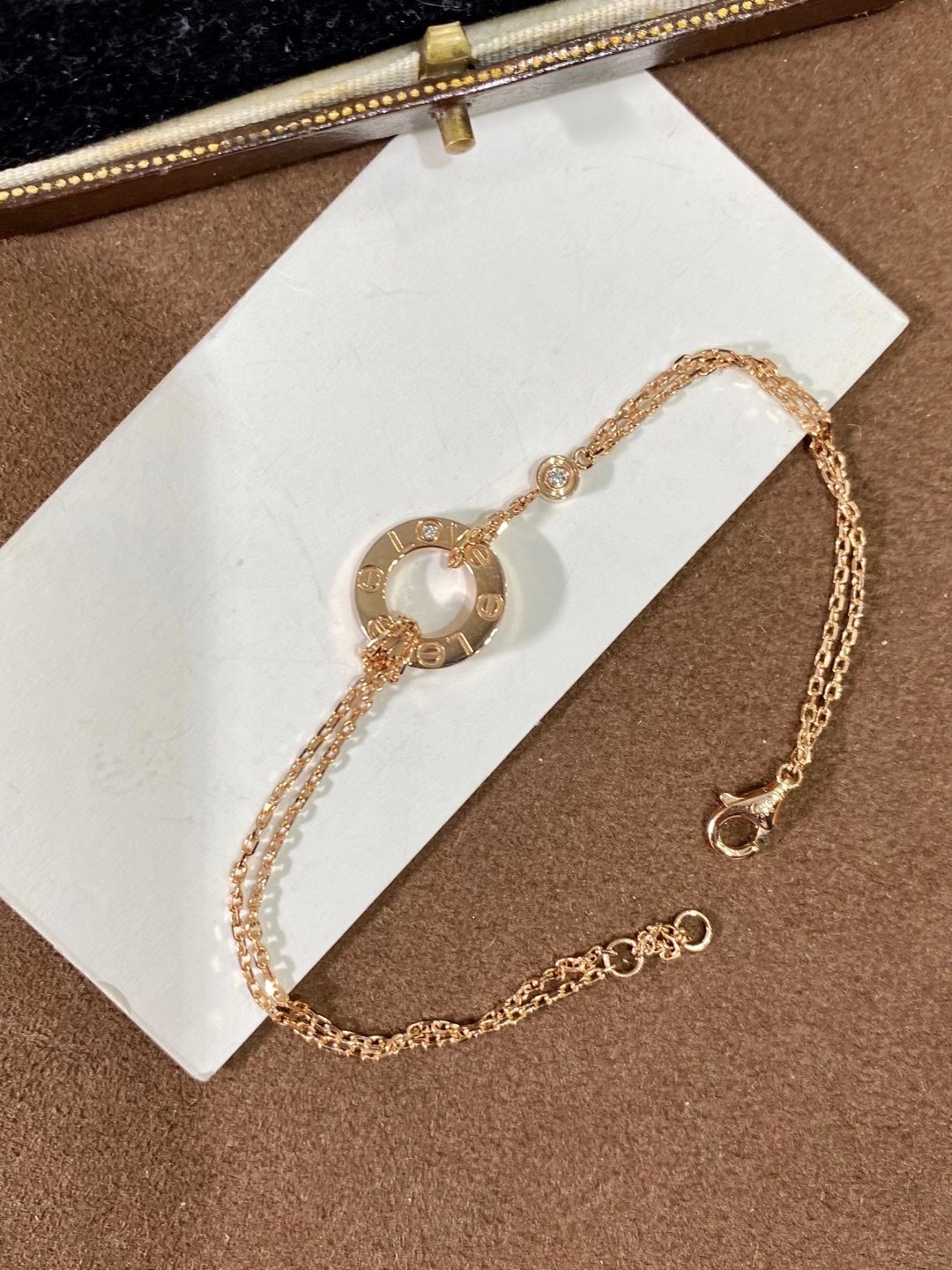 Includes: Necklace and Bracelet - Comprehensive 3