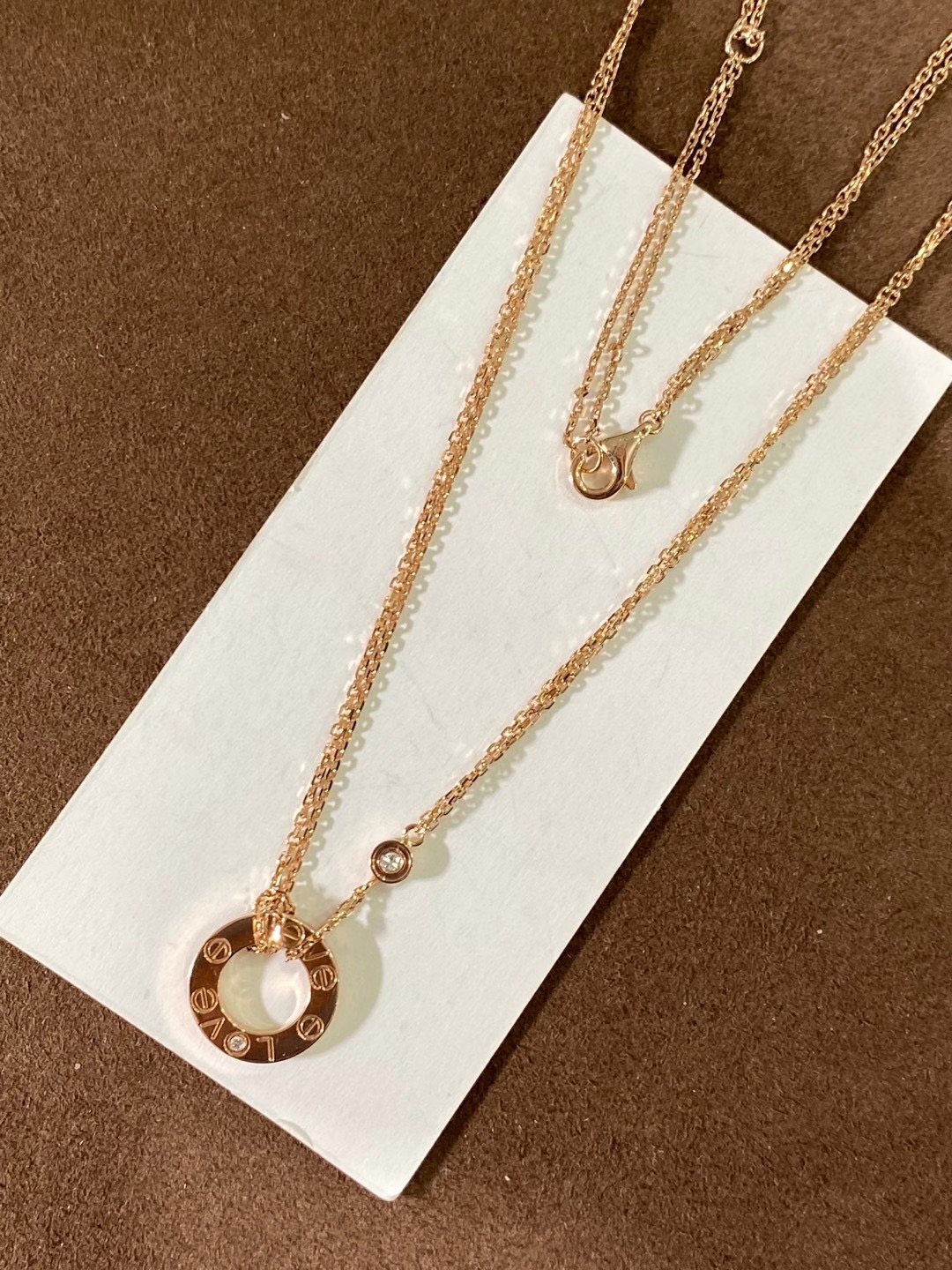 Includes: Necklace and Bracelet - Comprehensive 4