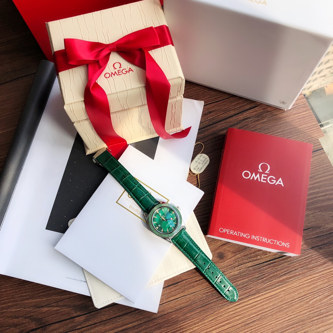 El nuevo reloj Omega Omega Seamaster serie Seamaster 300, Master Chronometer de 41 mm, utiliza una copia excl…