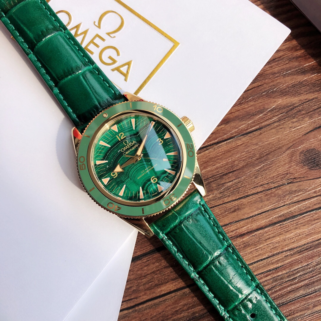 El nuevo Omega Omega Seamaster Series Seamaster 300, un reloj Master Chronometer de 41 mm, utiliza una imitac…