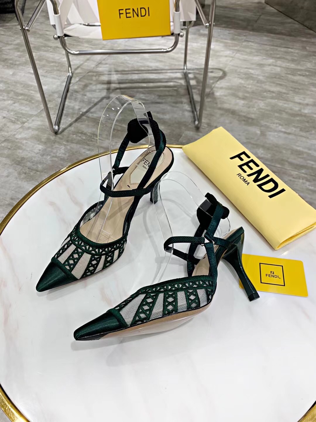 2021 New FEND High-Heavy Sandals: Elegant, Novel, and Cozy Summer Footwear - 图片 4