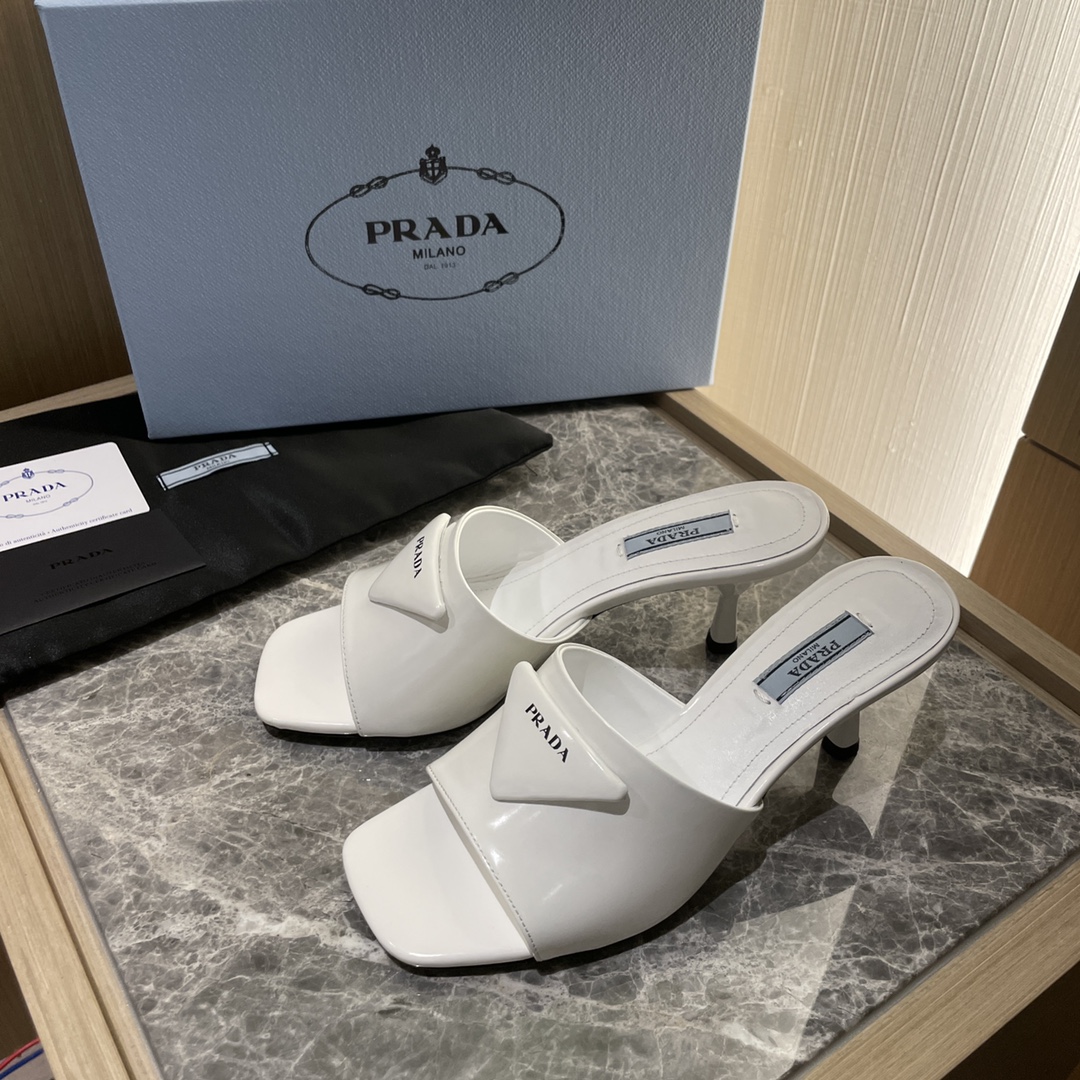 Alta calidad Prada/Prada 2021 nuevas sandalias de tacón alto zapatillas. Logotipo de la etiqueta tri