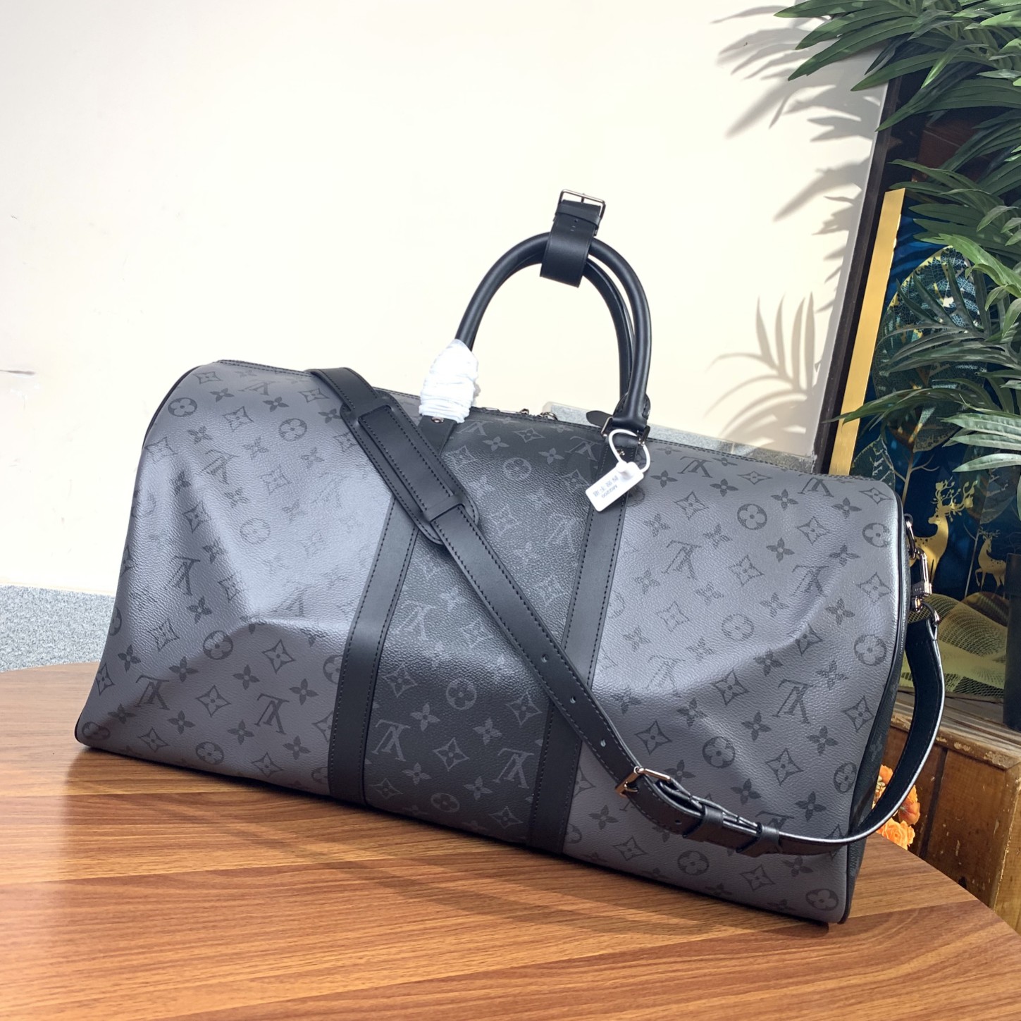 Louis Vuitton LV Keepall Travel Bags Black Monogram Canvas M45392