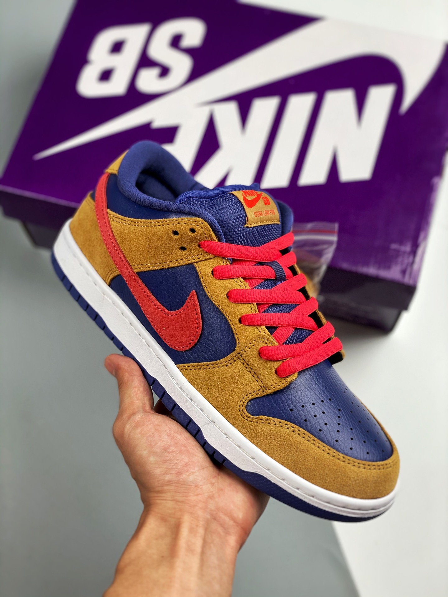 Nk Dunk SB Low Pro "Papa Bear" oso papá marrón, rojo y azul, producción original pura de gran fábrica, etiqueta tejida …