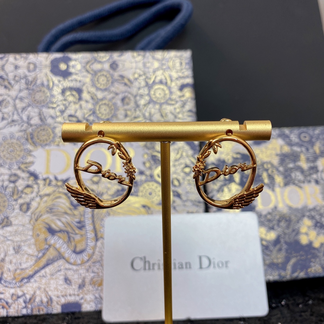 编码E1418 🛍耳钉热销款火爆上新❣🛍同步专柜‼️独家高端品质实拍图‼️代购级别‼️做工精致细腻👍重工