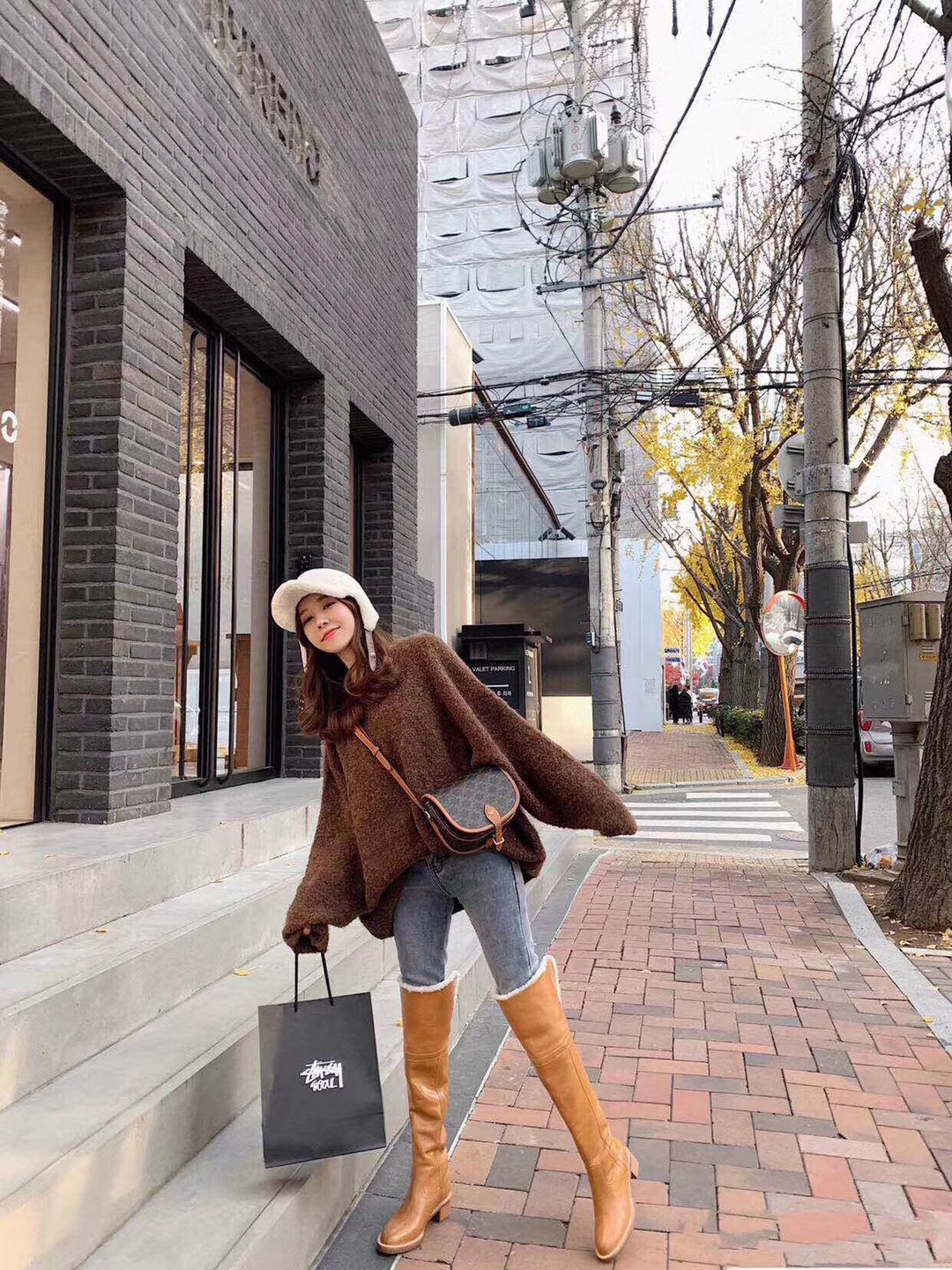 NO:203935,Very popular presbyopia saddle brain series_191502, Celine, Celine, Celine19860909特火爆老花马鞍上脑系列_191502,赛琳celine,celine,celine,Bag