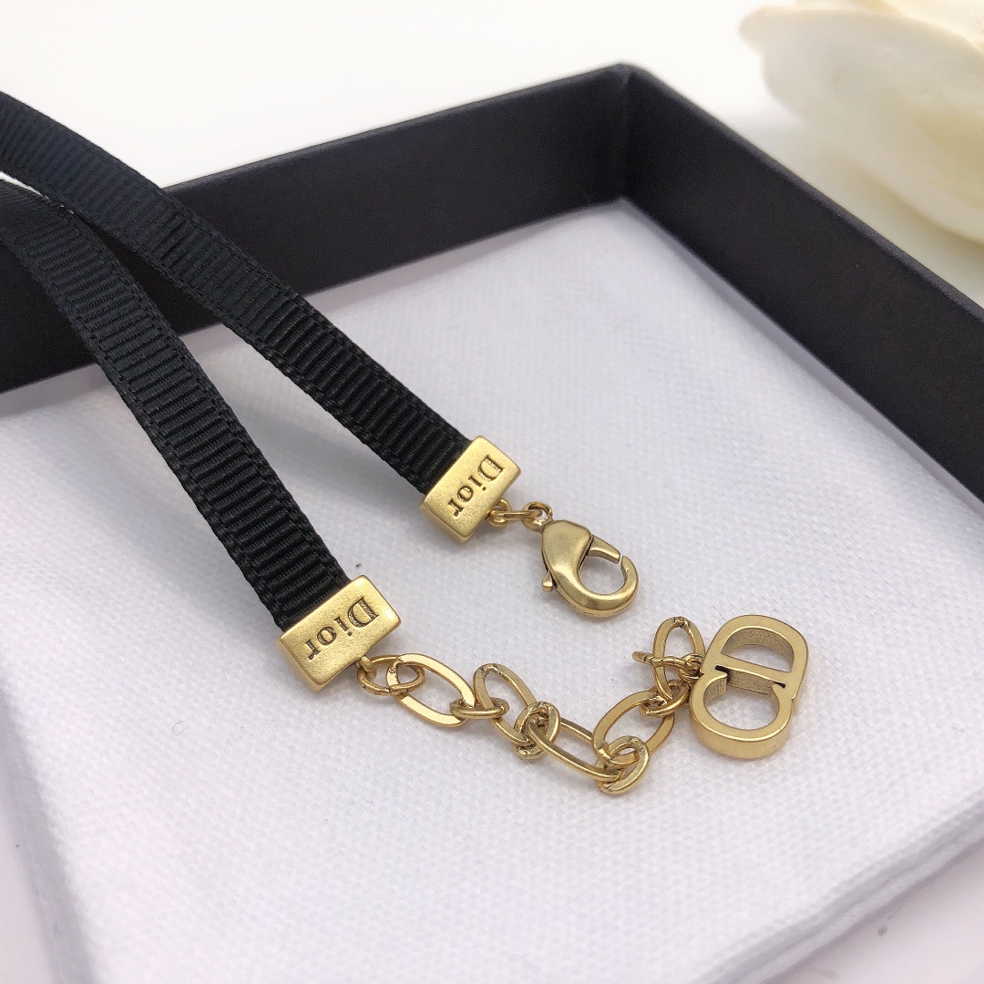 Dior Haute Couture Haute Couture Fine Jewelry Necklace Bracelet Ring Ref 3