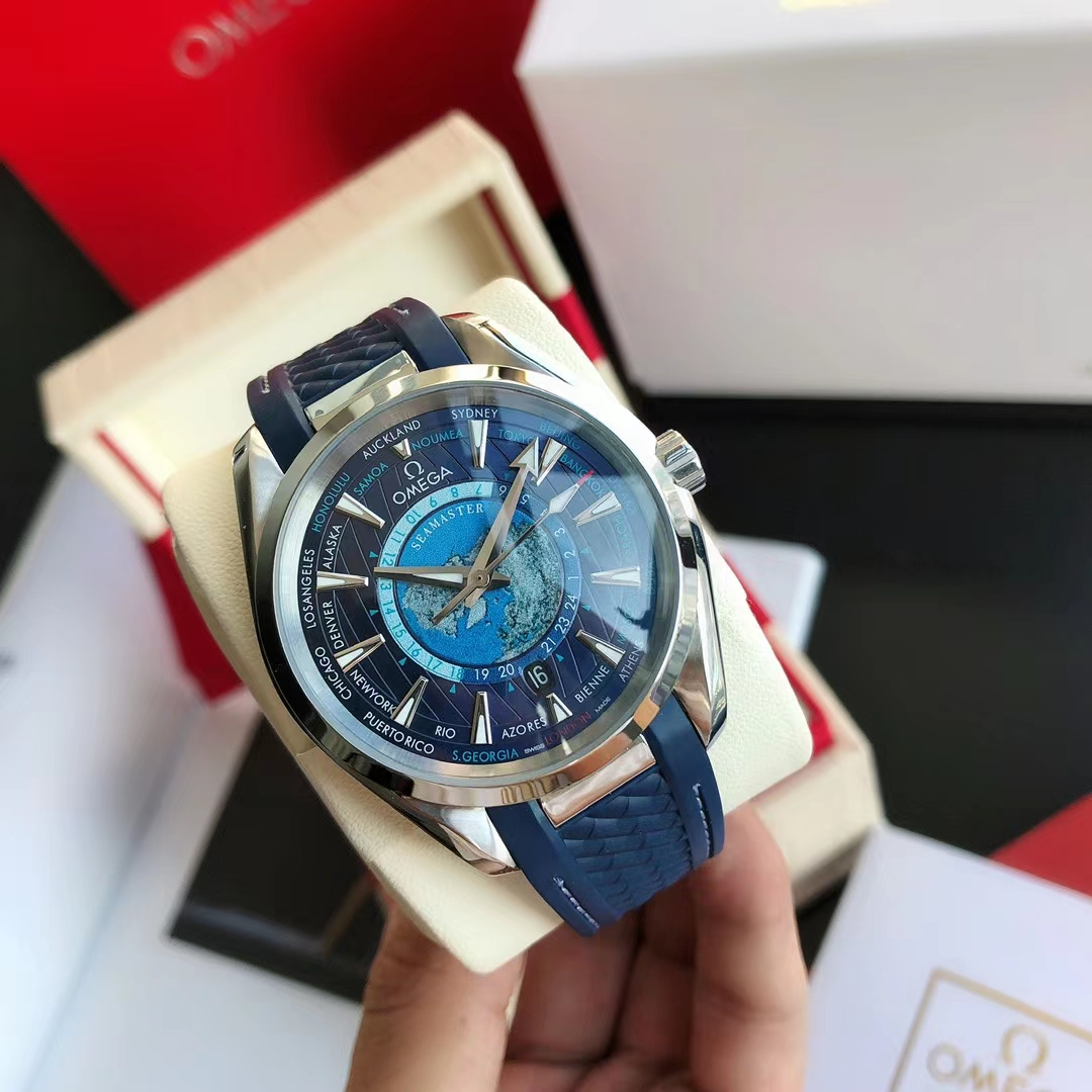 💰580 GD出品，福利爆款🔥回货
#赠送钢带🈶一只表的价格配两种表链
【海洋魅力 经典爆款】GD出品 西铁城专属——鸥米茄海马系列Aqua Terra 150米腕表 经典隽永的设计极具鸥米茄品牌特色 
【机芯】搭载GD专注而制零返修💯全新西铁城8215自动机械机芯 走时精准 持久耐用，深得表友认可 
【表壳】316L精钢表壳 修正优美壳身 原装一致41.5mm表径 压弧表盘 深度防水 
【表链】采用316L精钢表链 配同样材质的原装折叠表扣 细节同步正品 
⚠️请认准GD出品独家品质