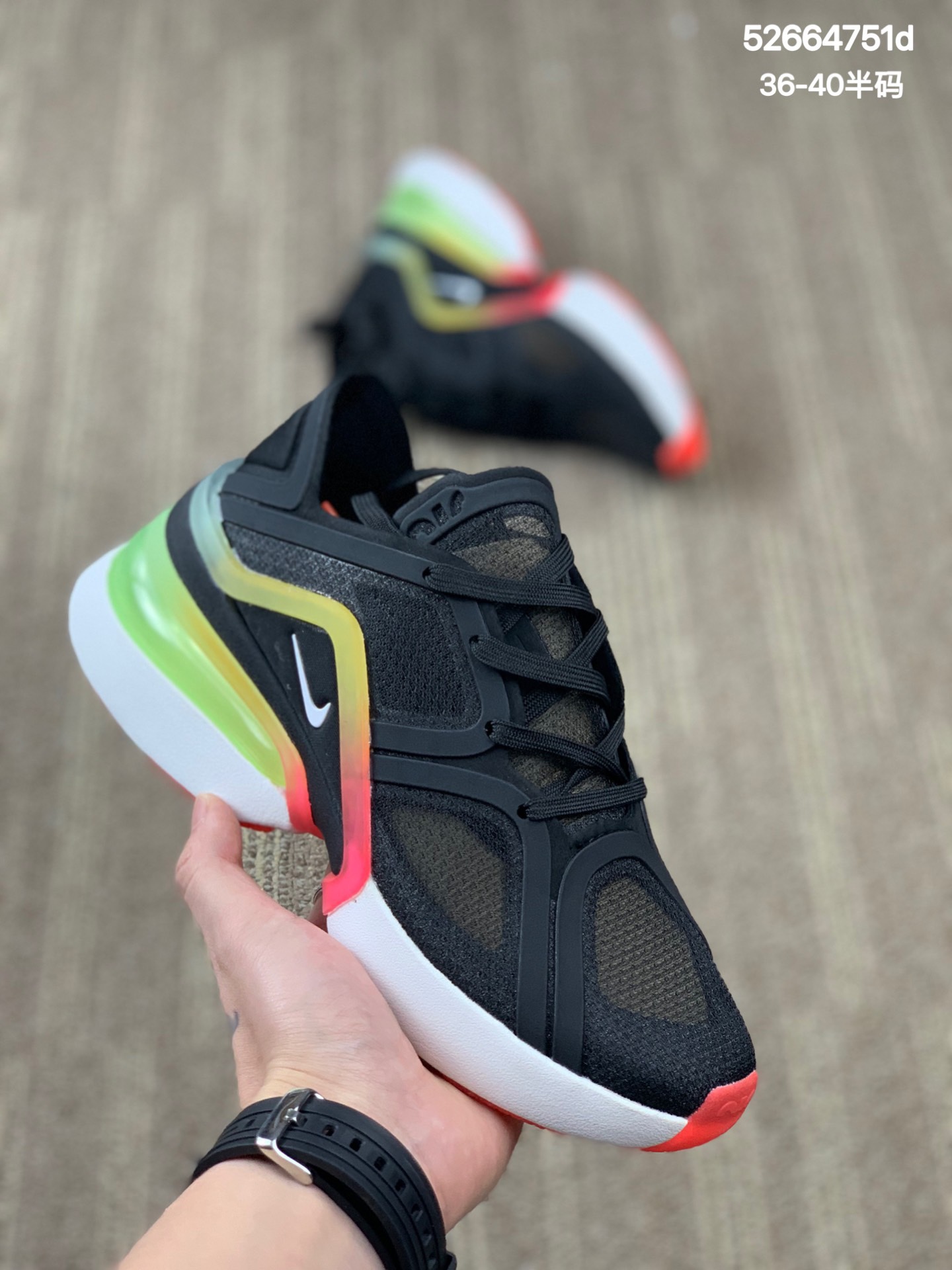 
耐克Nike Aia Max 270 XX网纱透气气垫 打造动感视觉和舒适脚感的双重体验 这双的鞋半透明鞋面穿过的它鞋头和轮廓，同时还沿着眼睛下留来，Barely Volte中隐藏部的分是盲目的，偏离了盖覆的Frosted Spruce swoosh，融入了头舌和内衬！
货号：CU9430-001
尺码：36 36.5 37 38 38.5 39 40
编码:52664751d