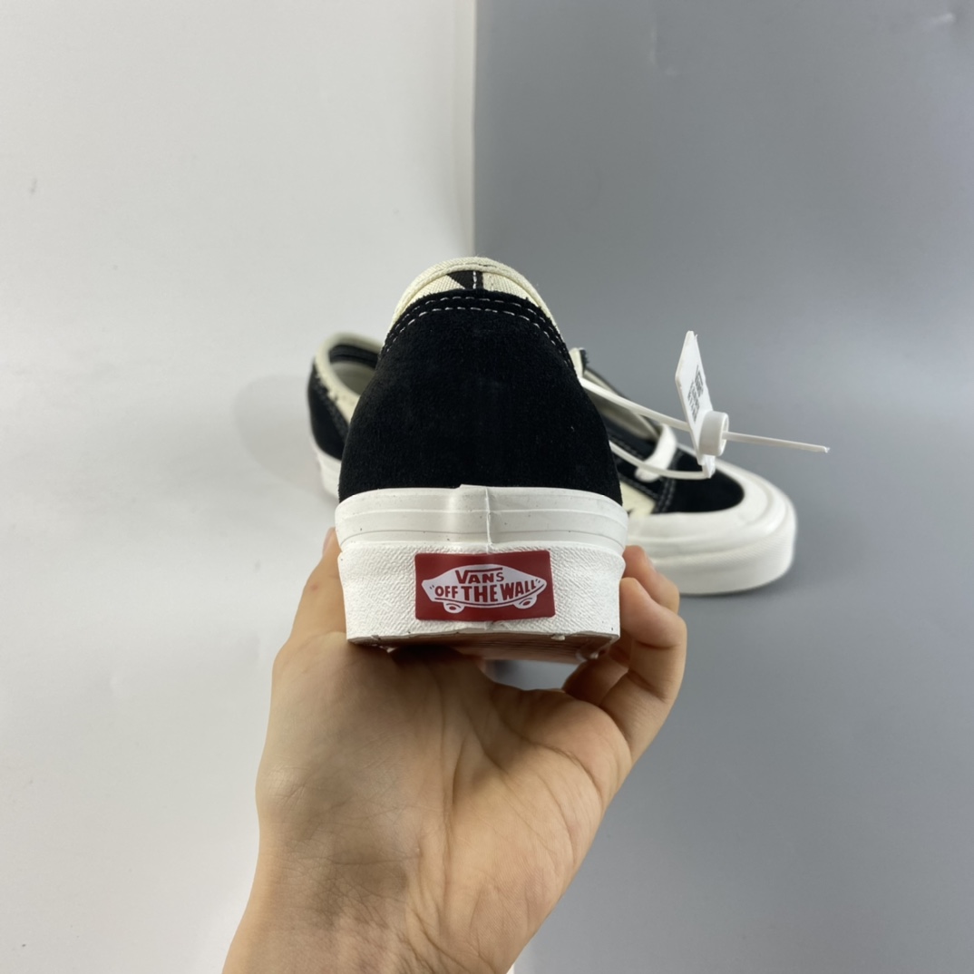 P150 Vans Style 36 Cecon SF 半月包头白印黑枫叶 VN0A3MVLK0A